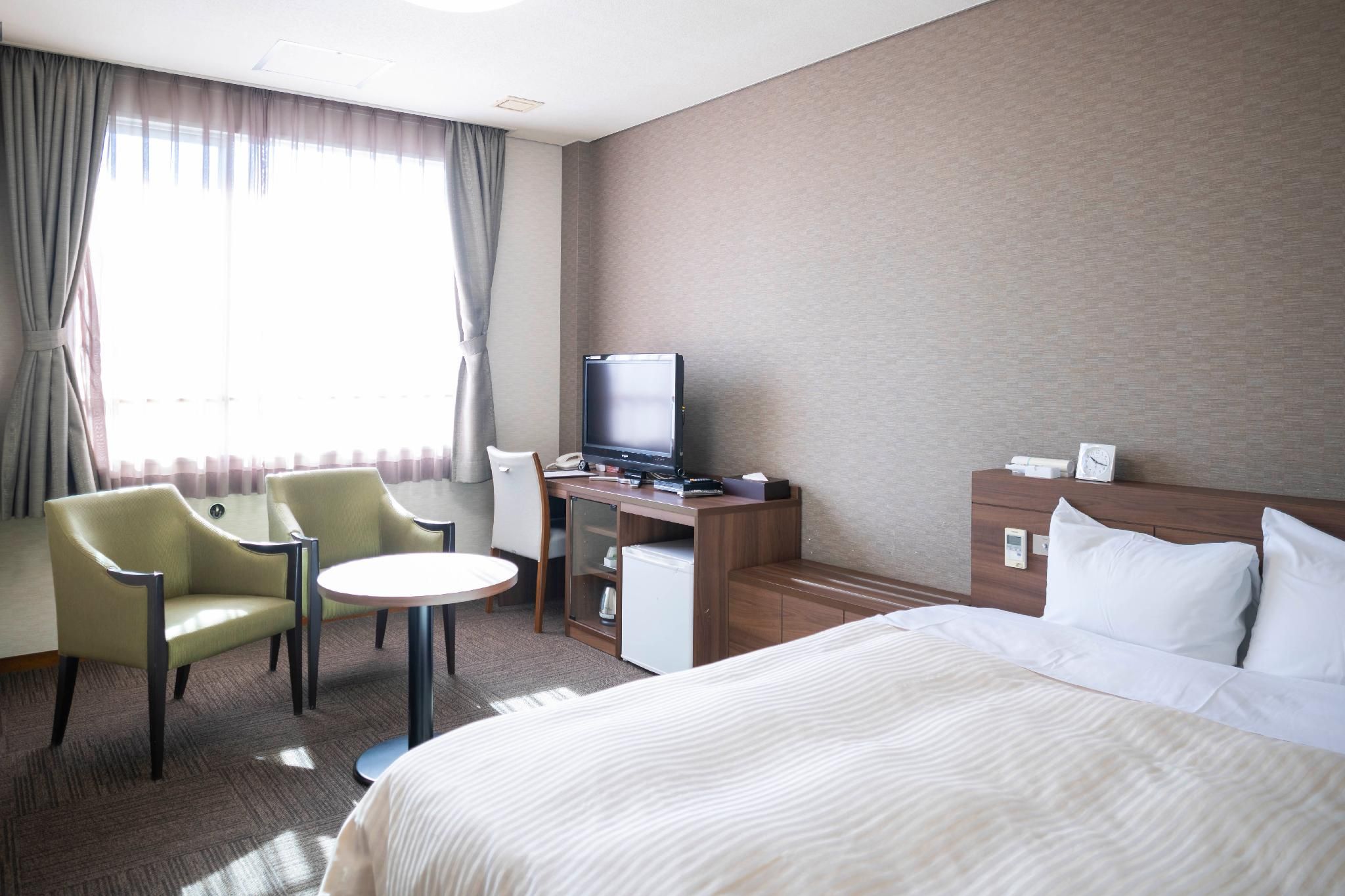 Double Room with Shared bathroom