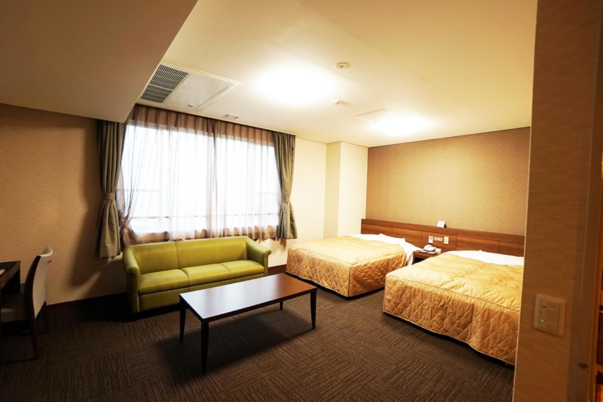 Western Style Twin Room