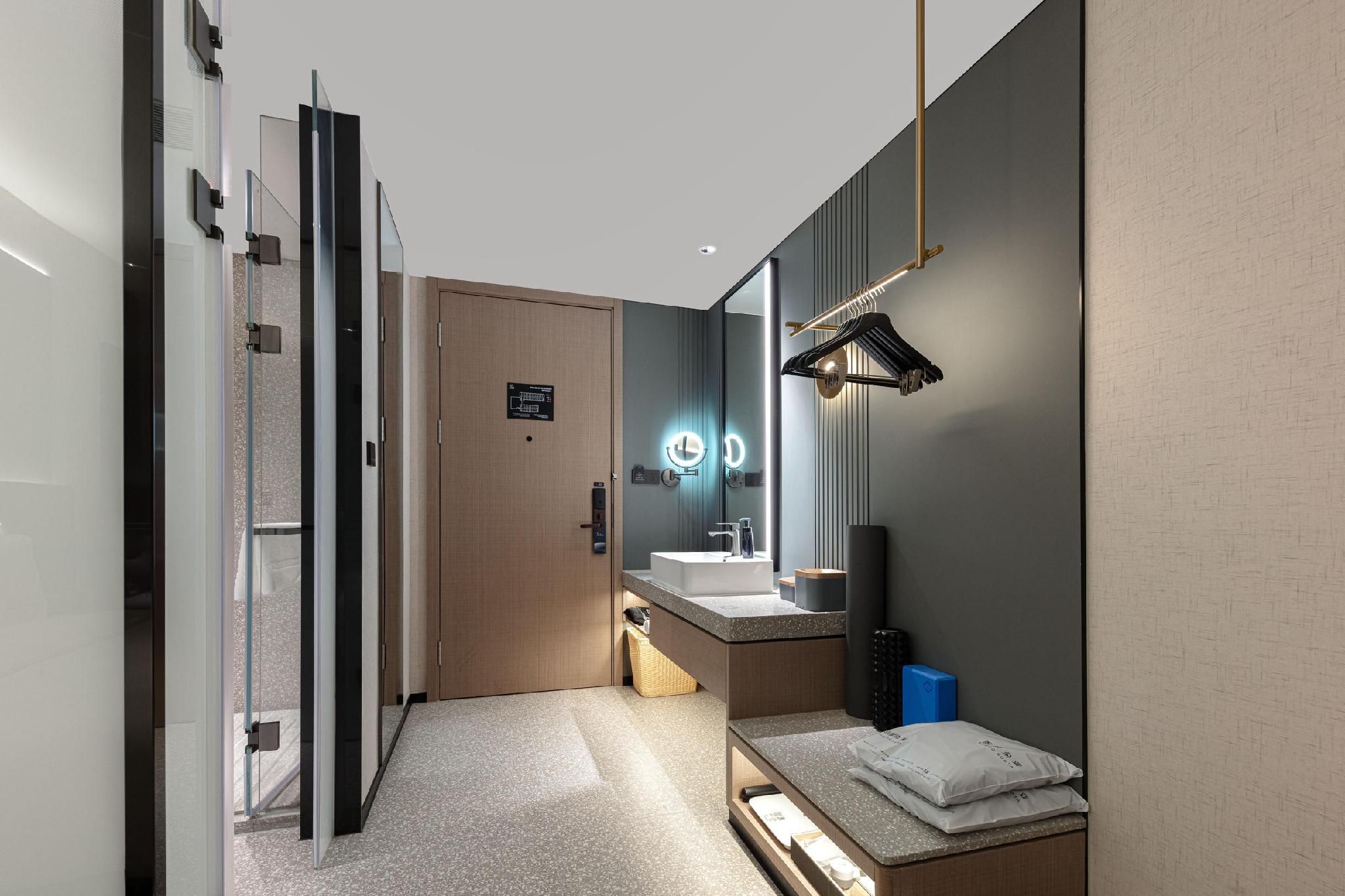 Atour - Premium Twin Room