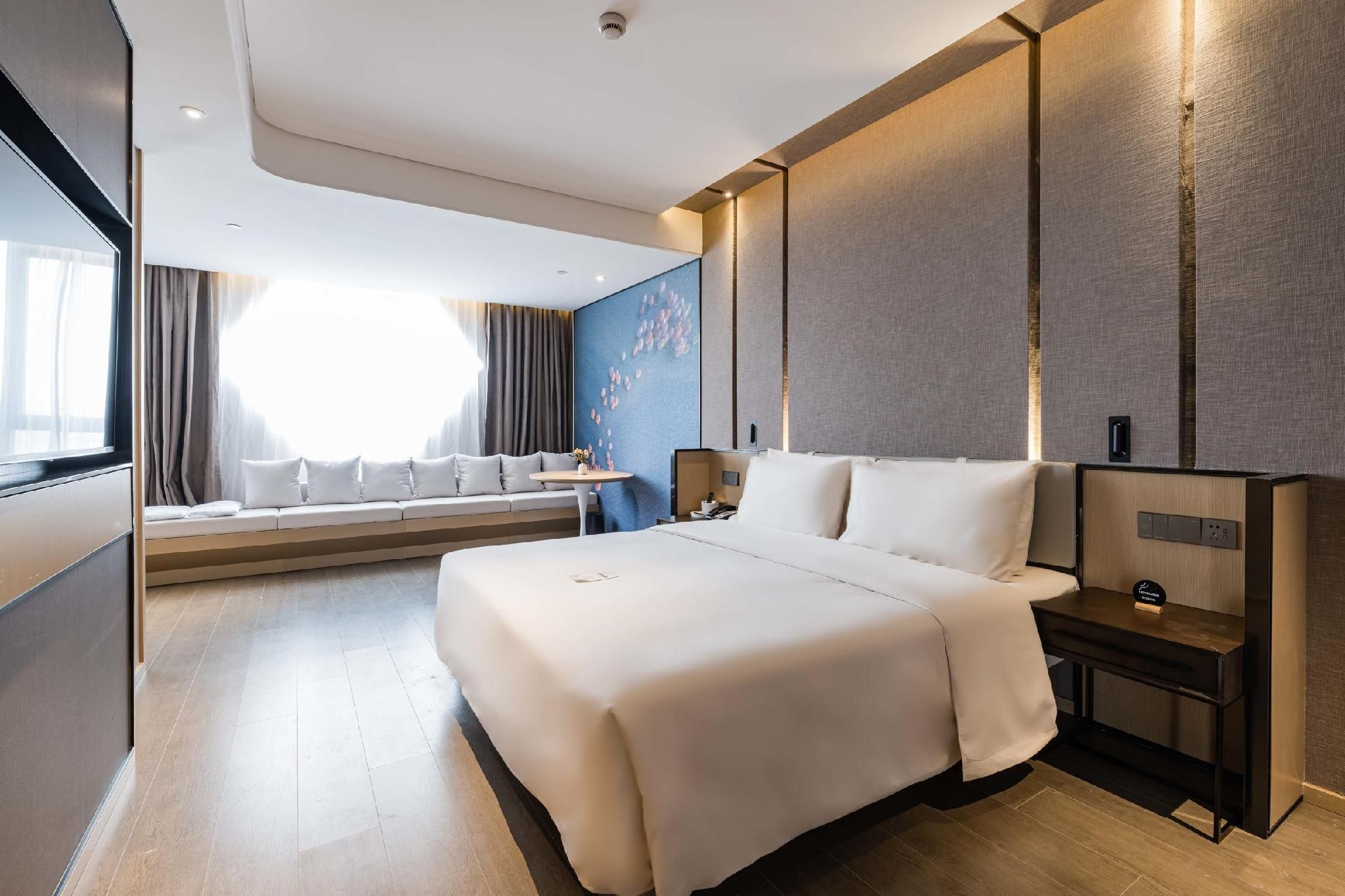 Atour - JIMU Suite, City View