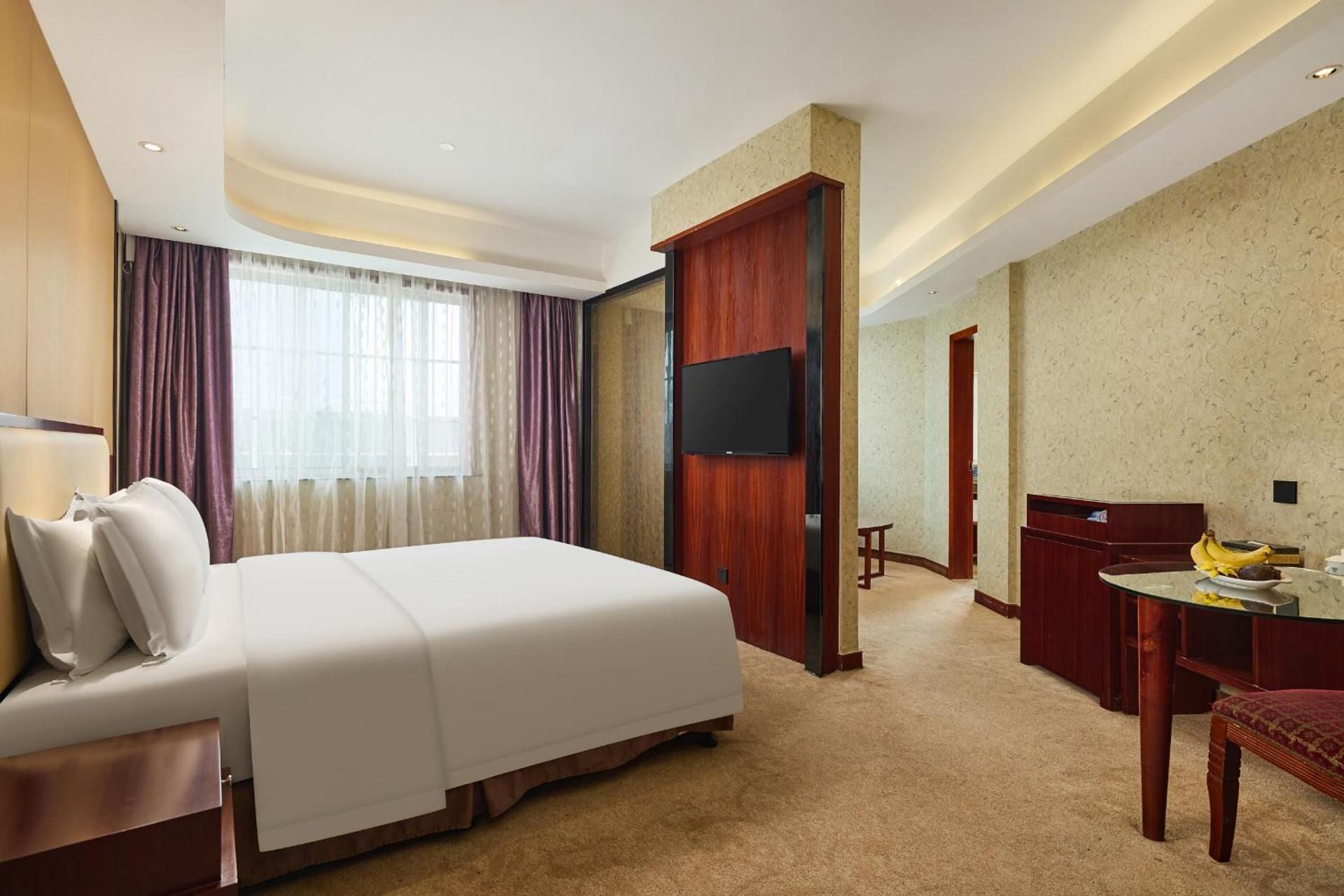 Suite with City View