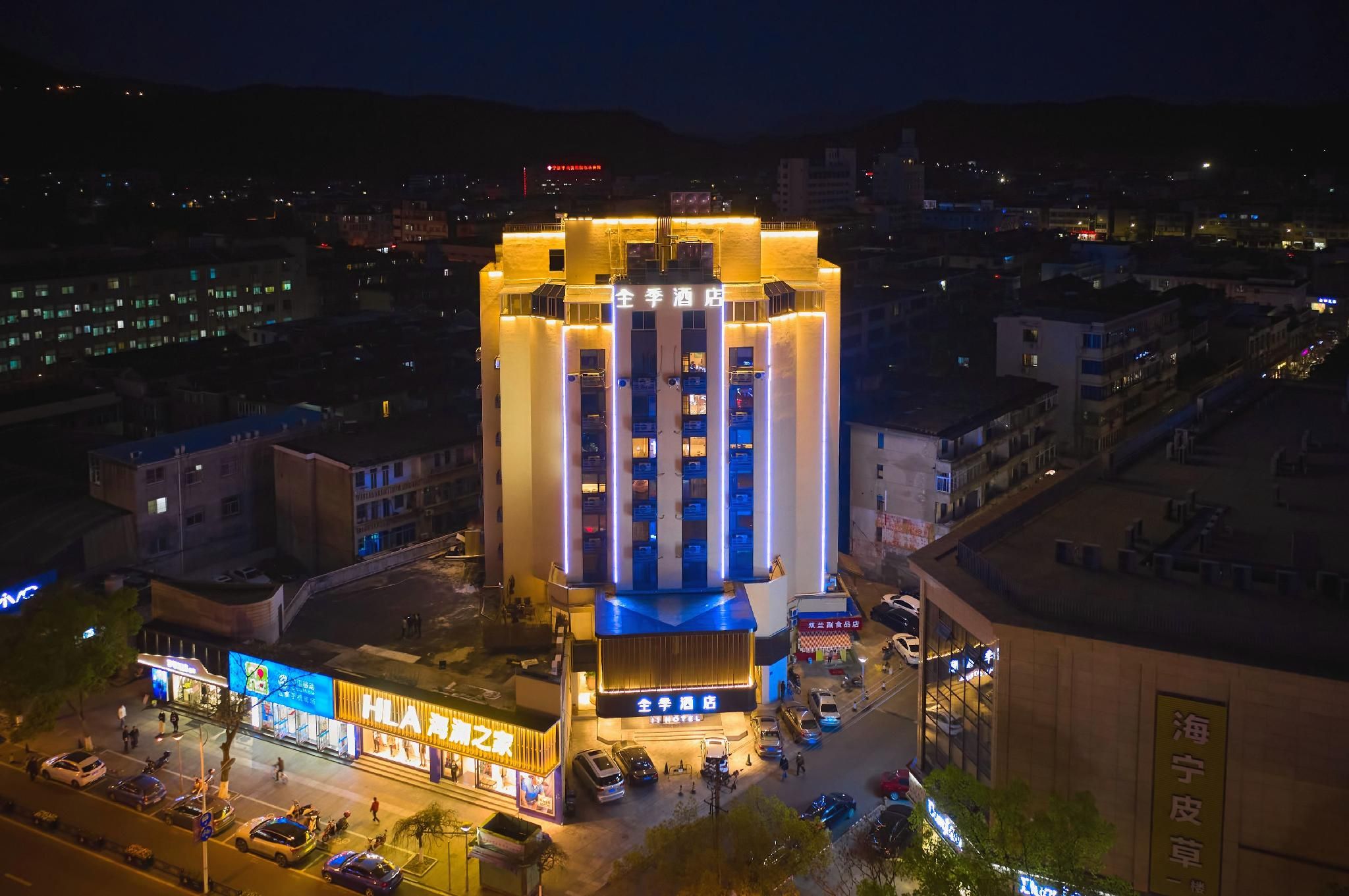 82d23d8f8105f2a570d2cb6d83b73f7b