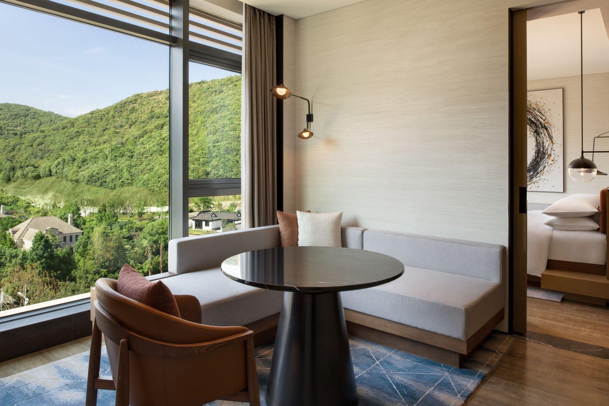 Studio, 1 King, Mountain view