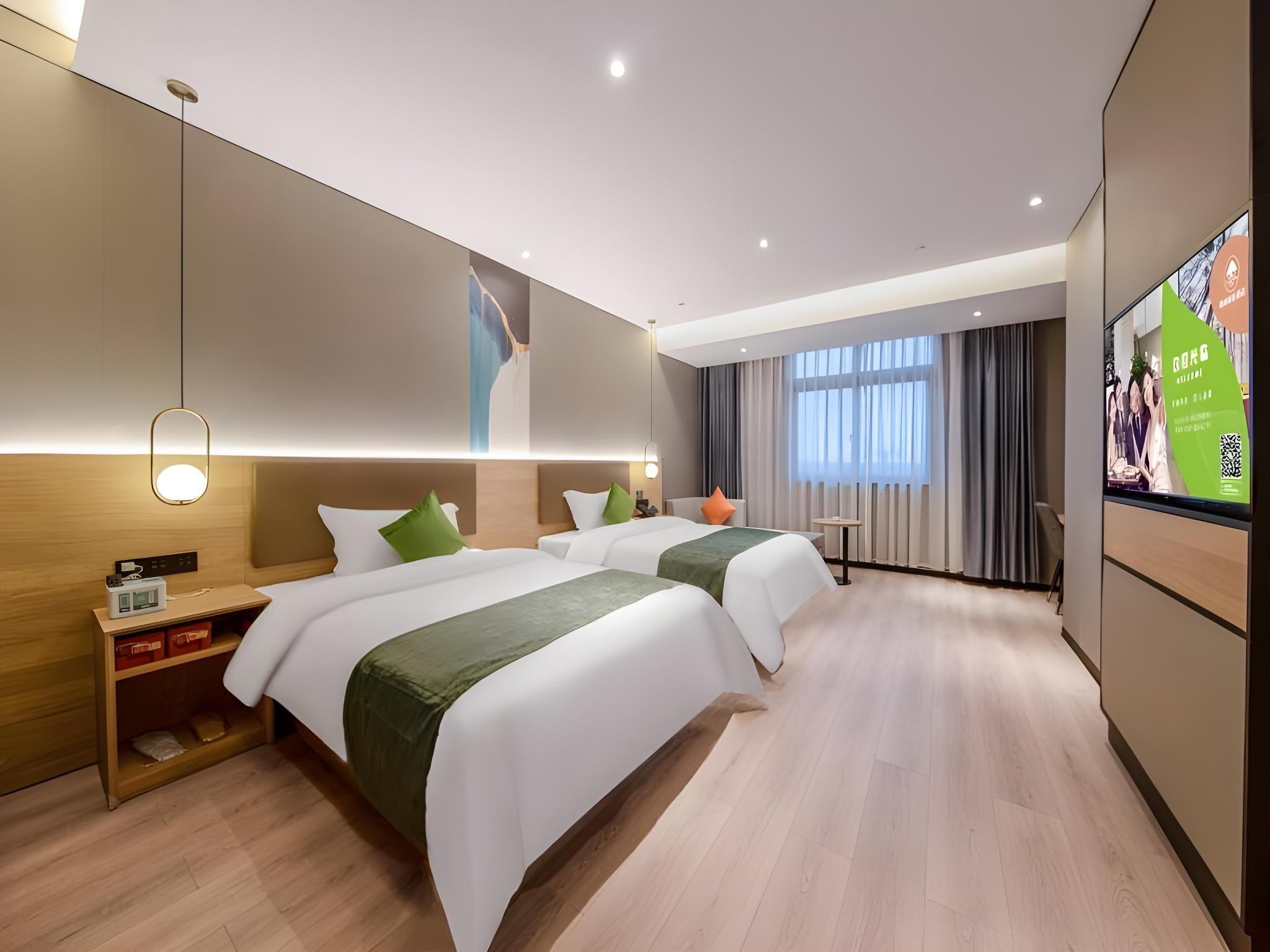 2 Bed Twin Superior Room