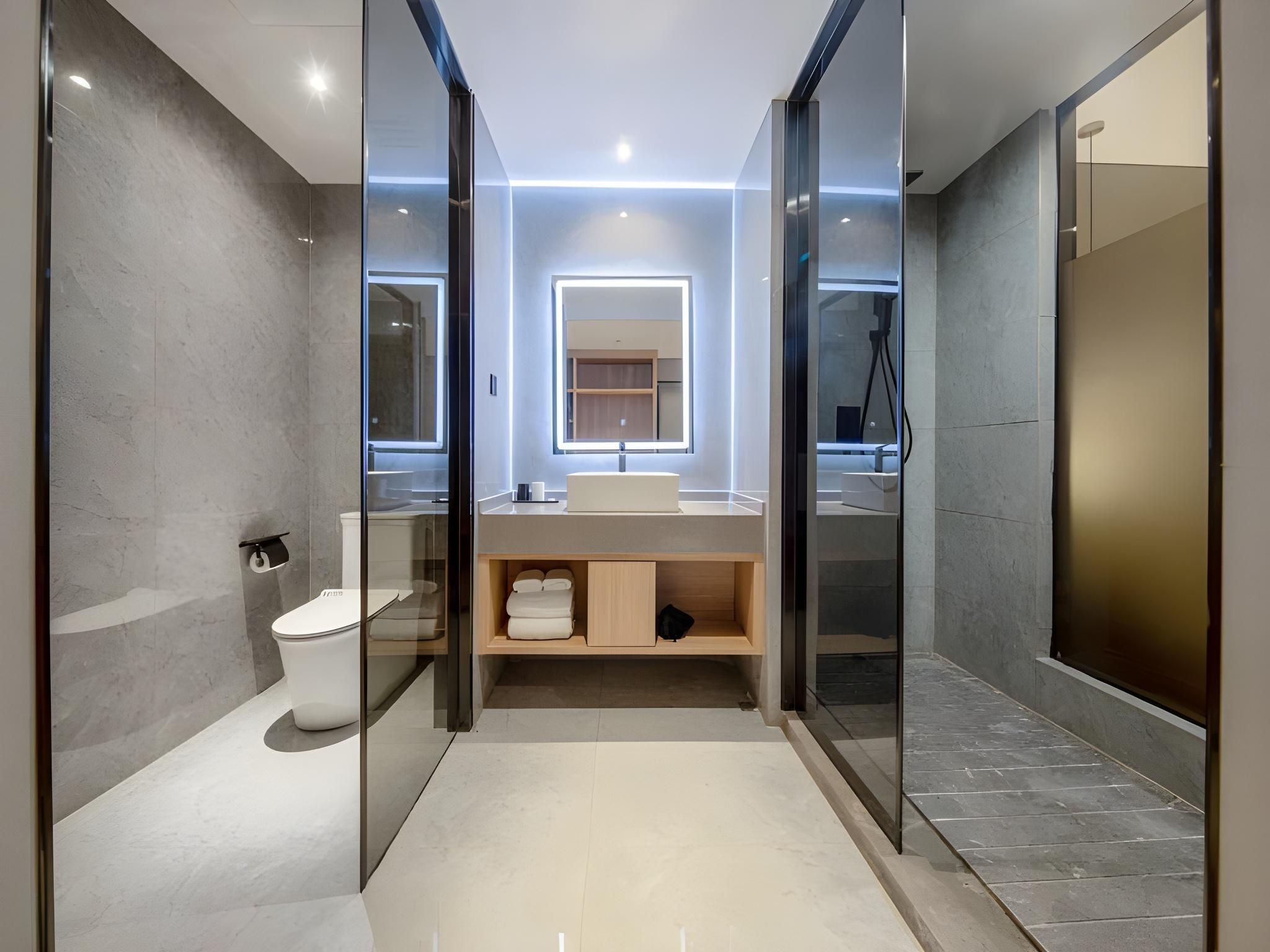 2 Bed Twin Superior Room