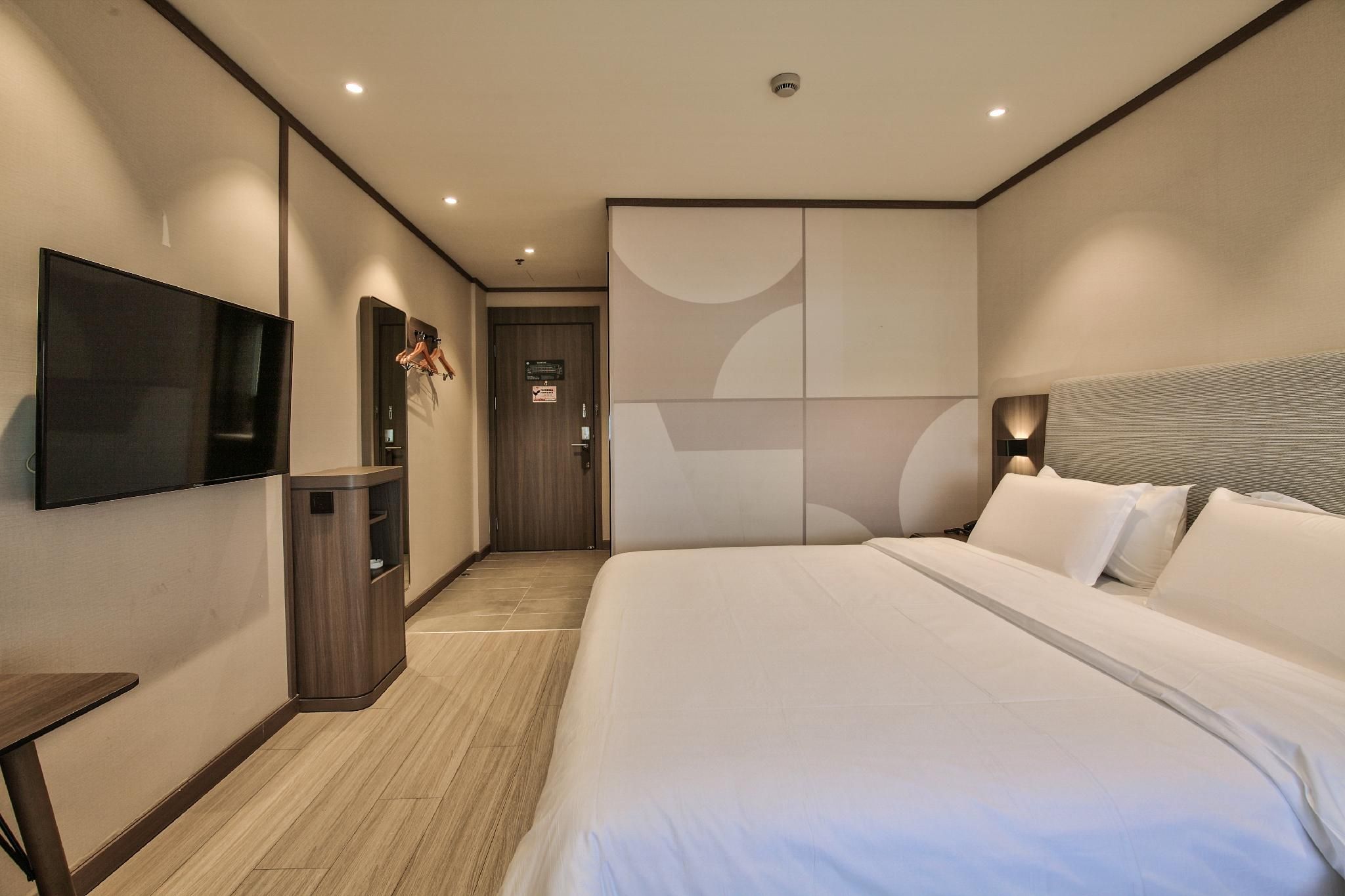 Huazhu - Superior BedRoom