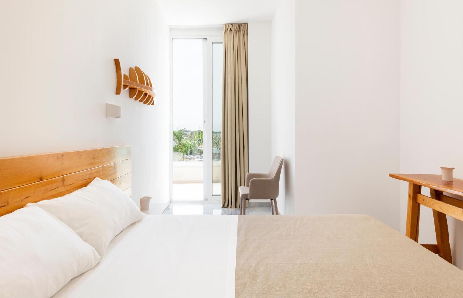 Deluxe Double or Twin Room with Sea View