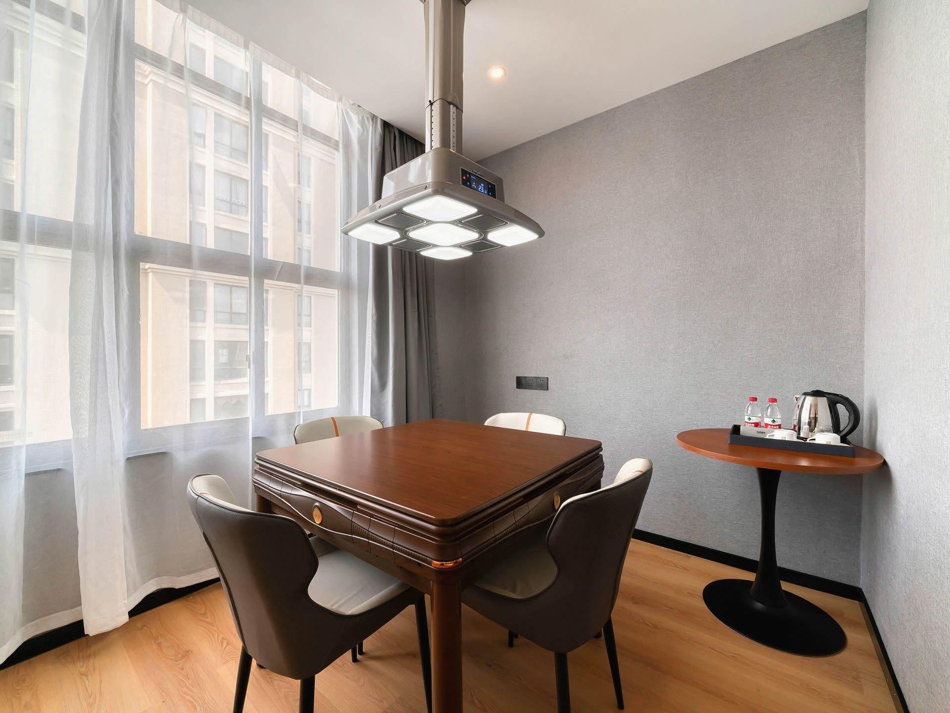 84fbb129b5683e3063add25f0cb308ea