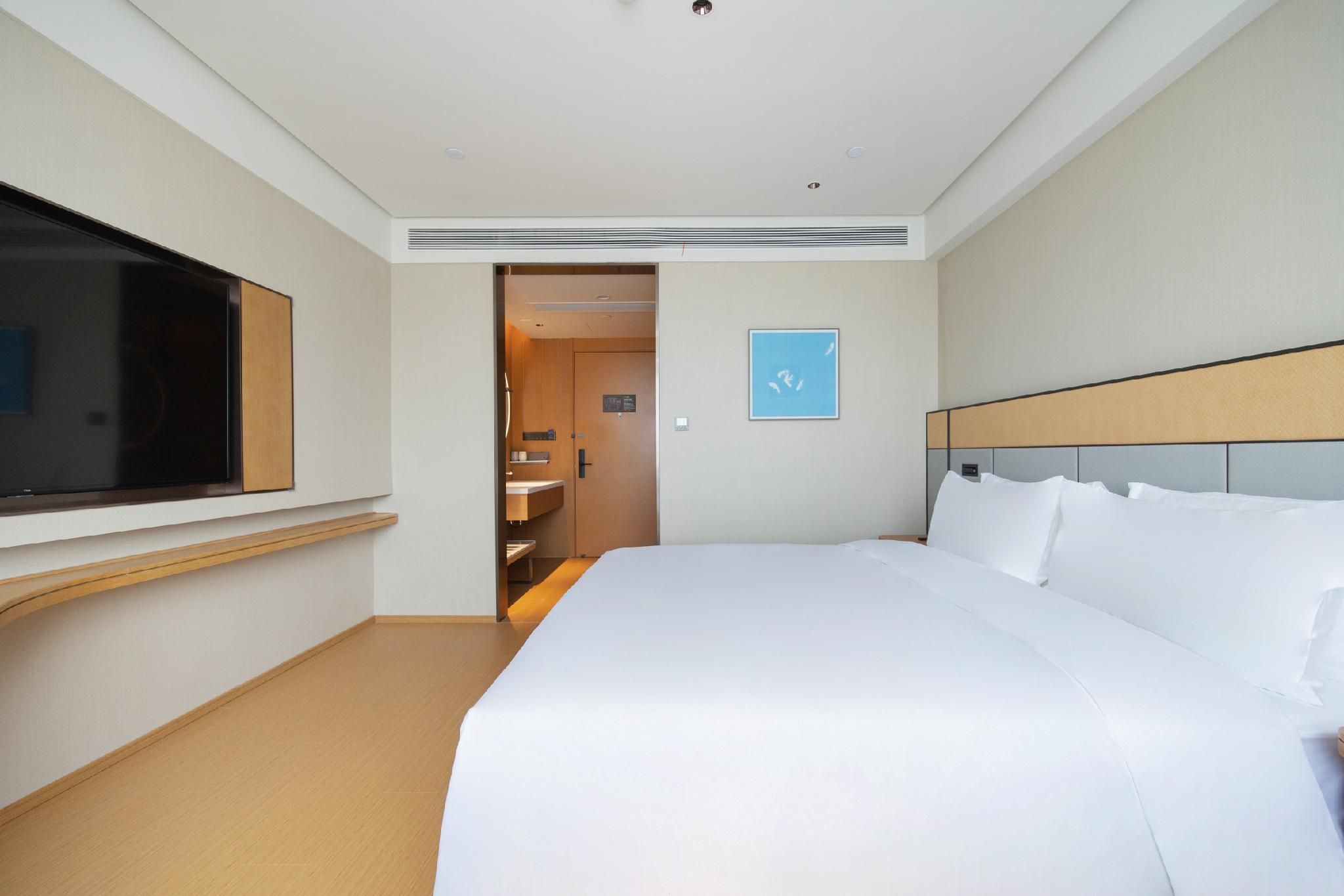 Superior Room, 1 King Size Bed