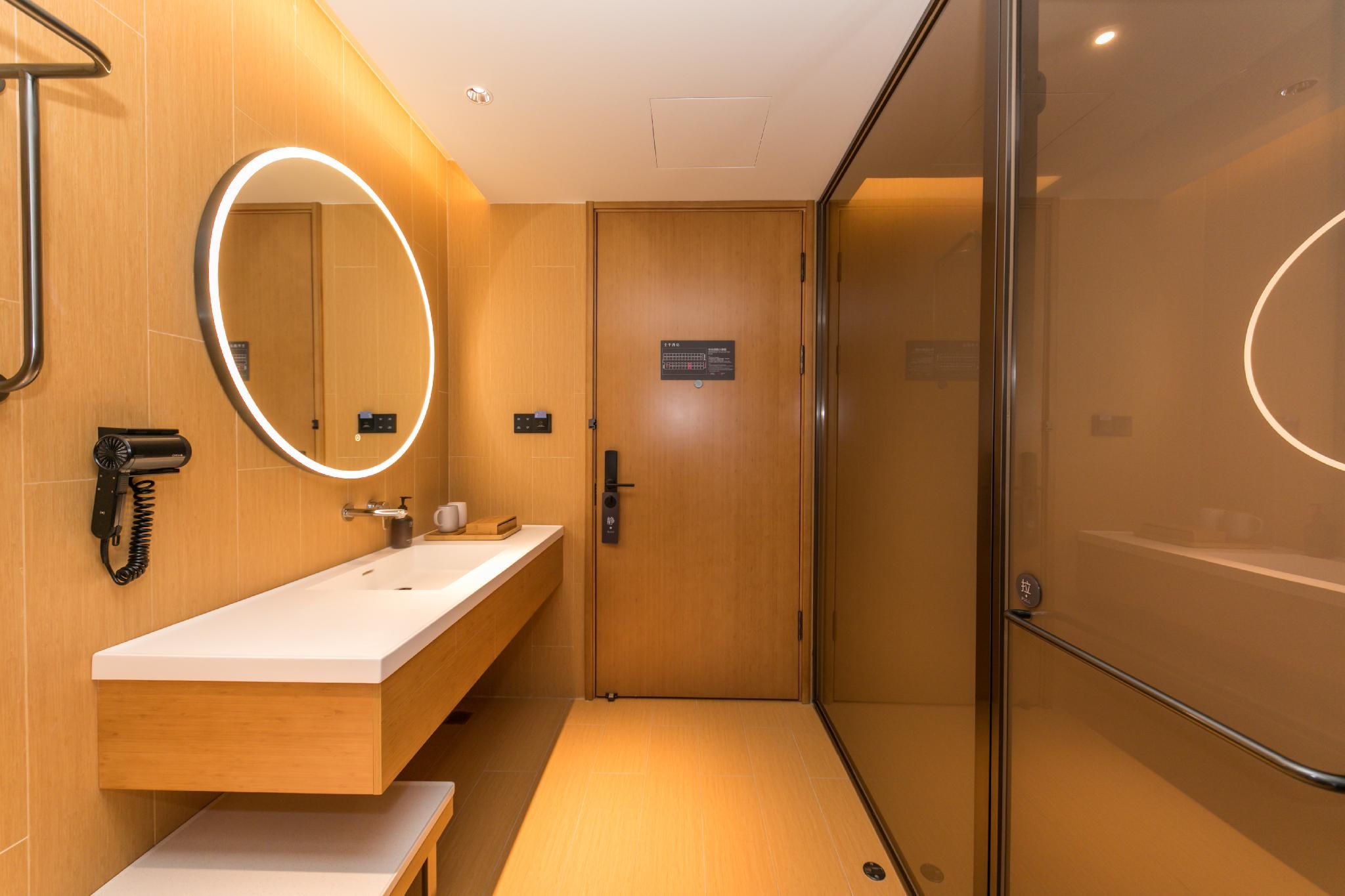 Twin Business Room