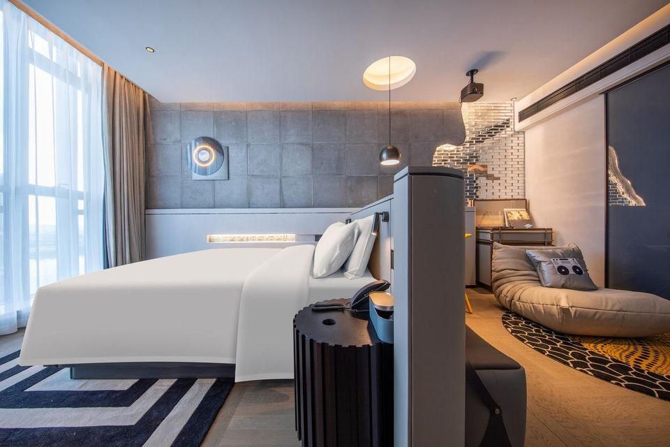 Jimu Double Room with Movie