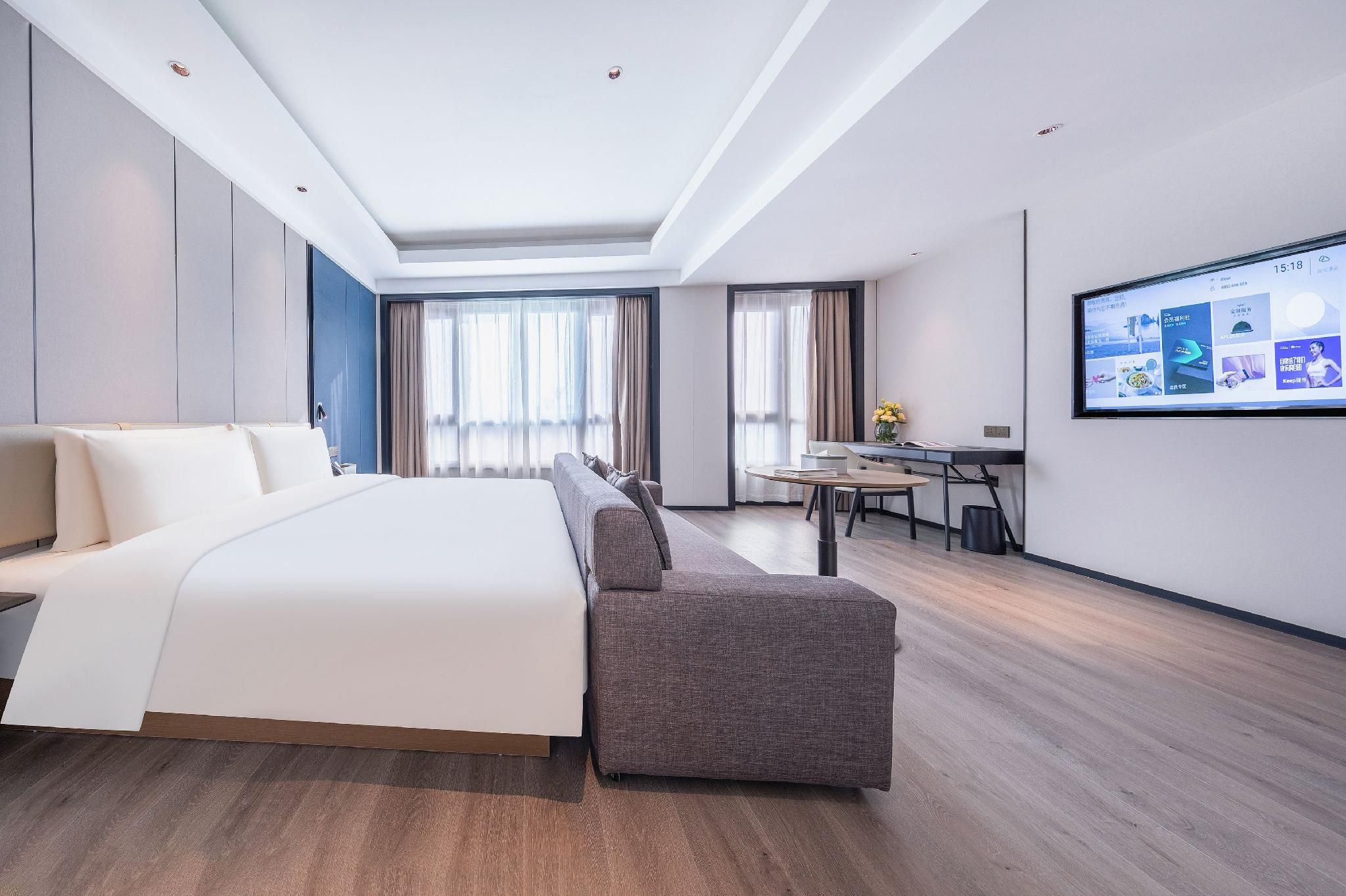 Jimu Double Room with Bathtub