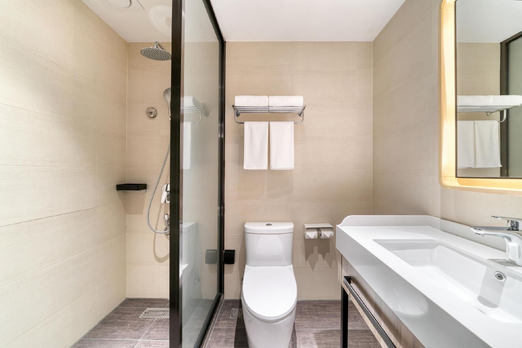 Business Queen Bed Room