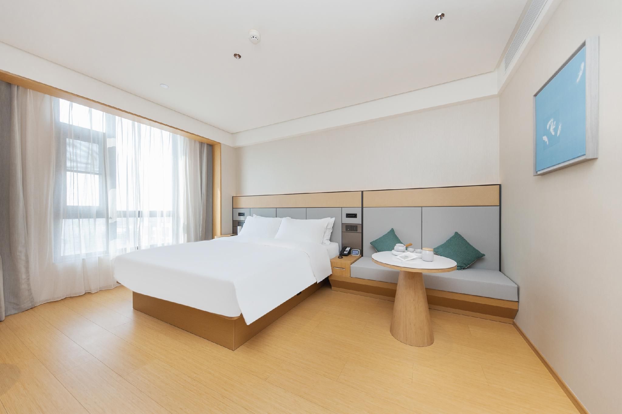 Huazhu - Superior BedRoom