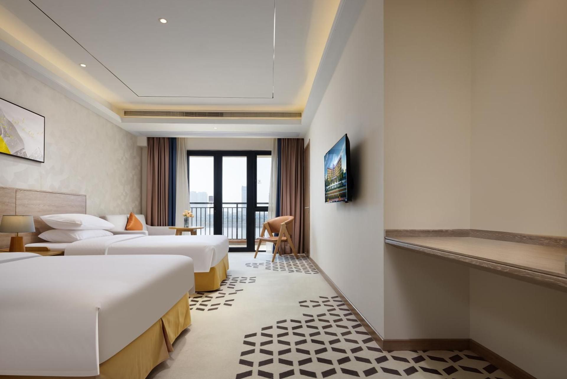 Lake View Twin Room