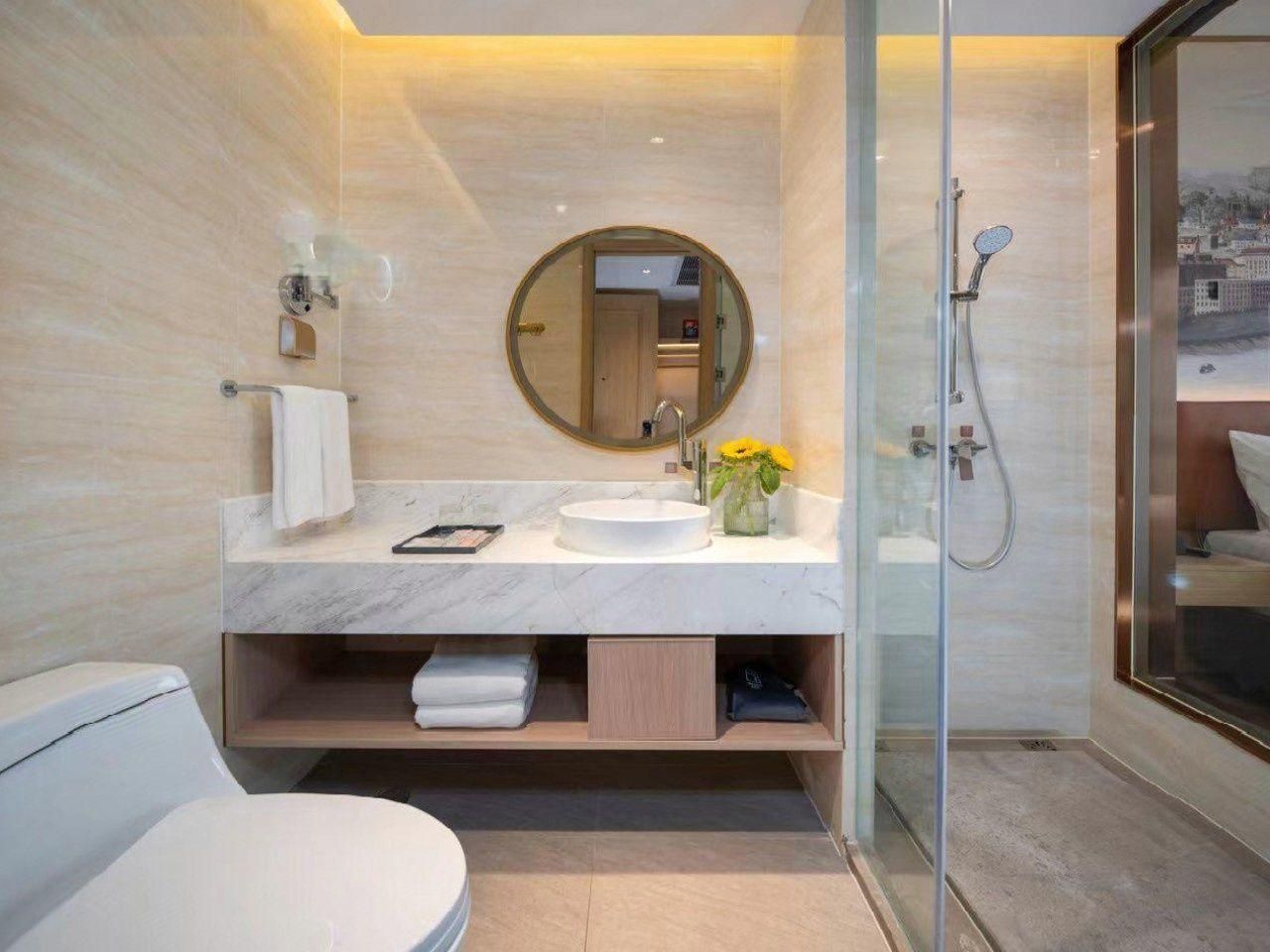 Suite with View