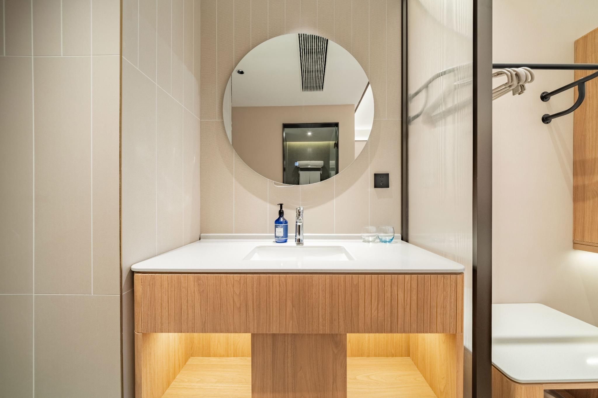 Starway Hotel Ningbo Hangzhou Bay Geely Jihao Commercial Huazhu - Twin Room With View 3