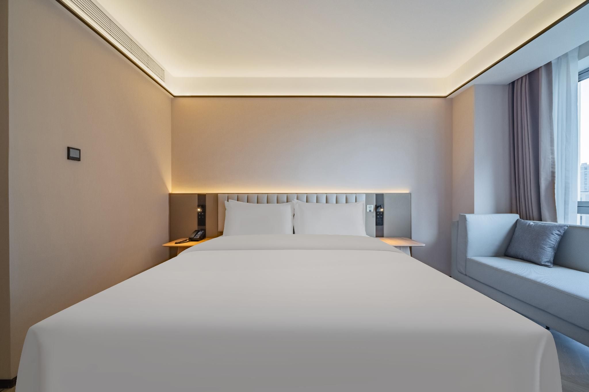 Huazhu - Superior BedRoom