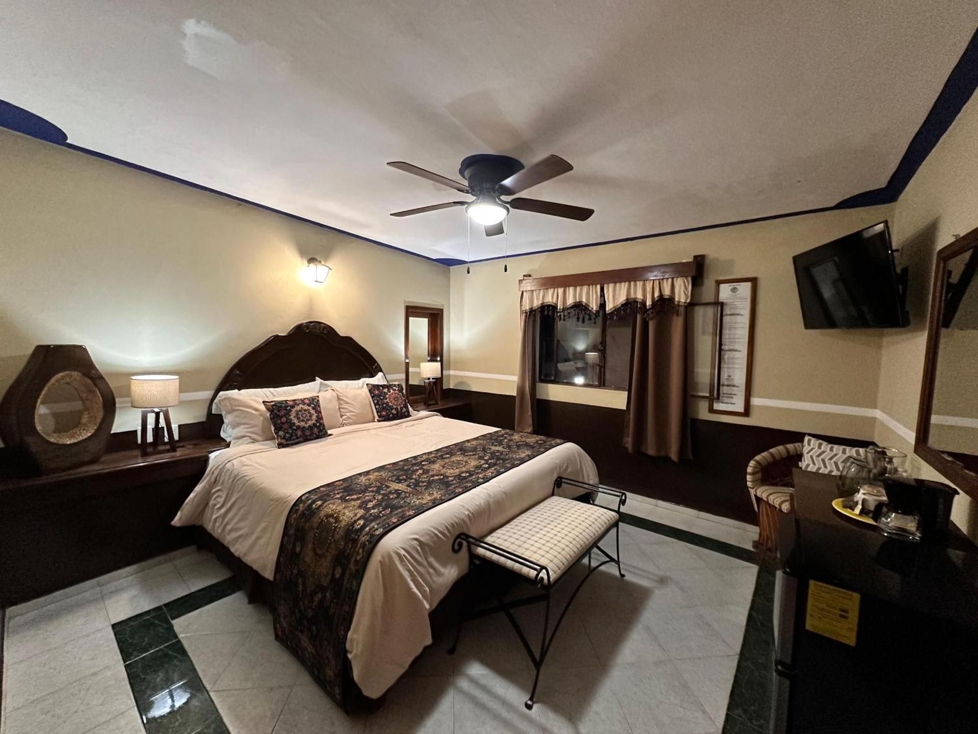 Queen Room