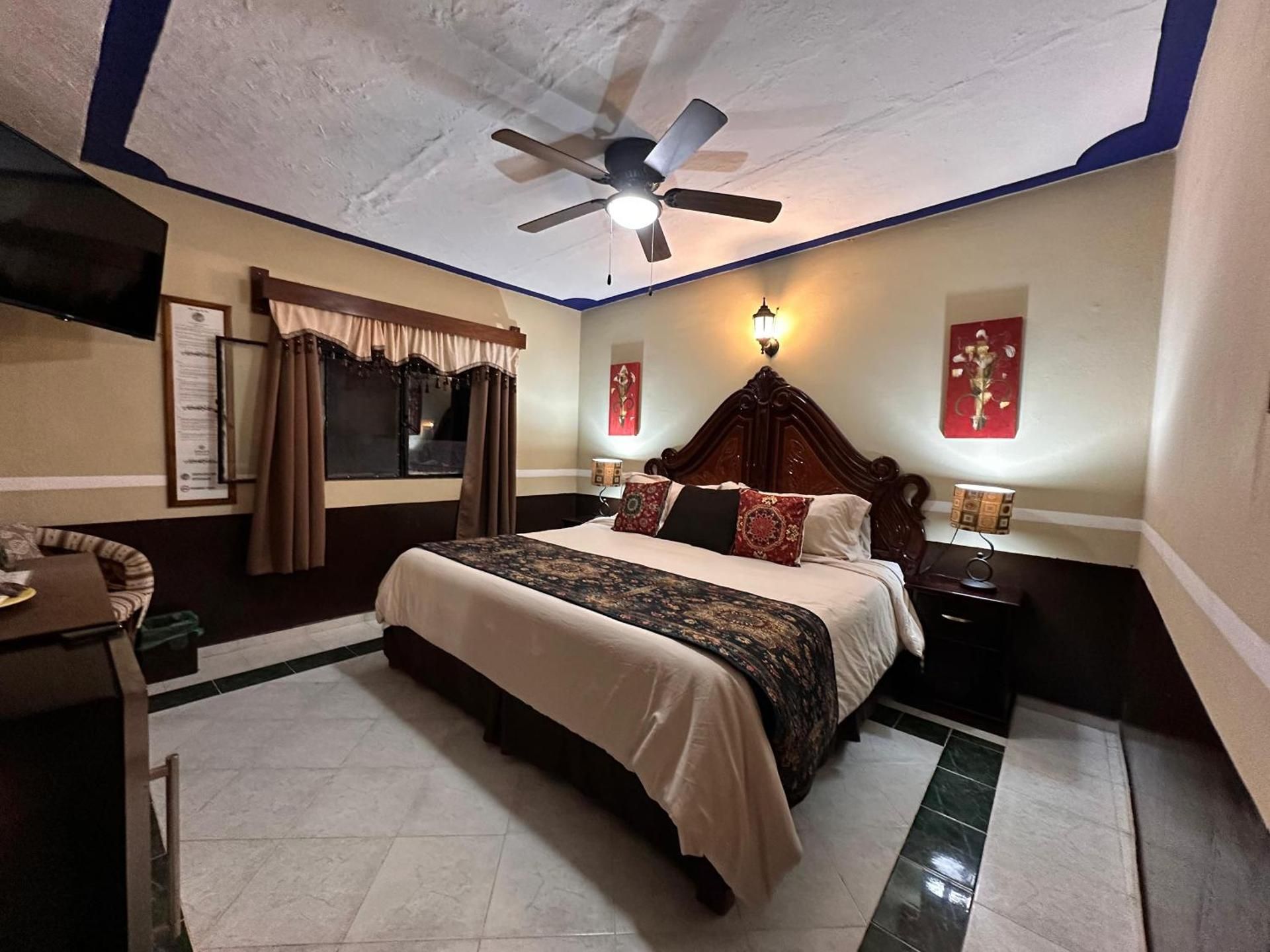 Queen Room