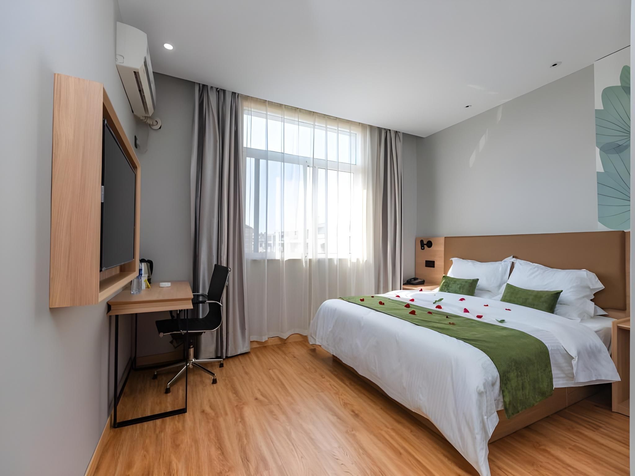 GTI - Fashion Superior 1 Bed Room, 1.8M Bed