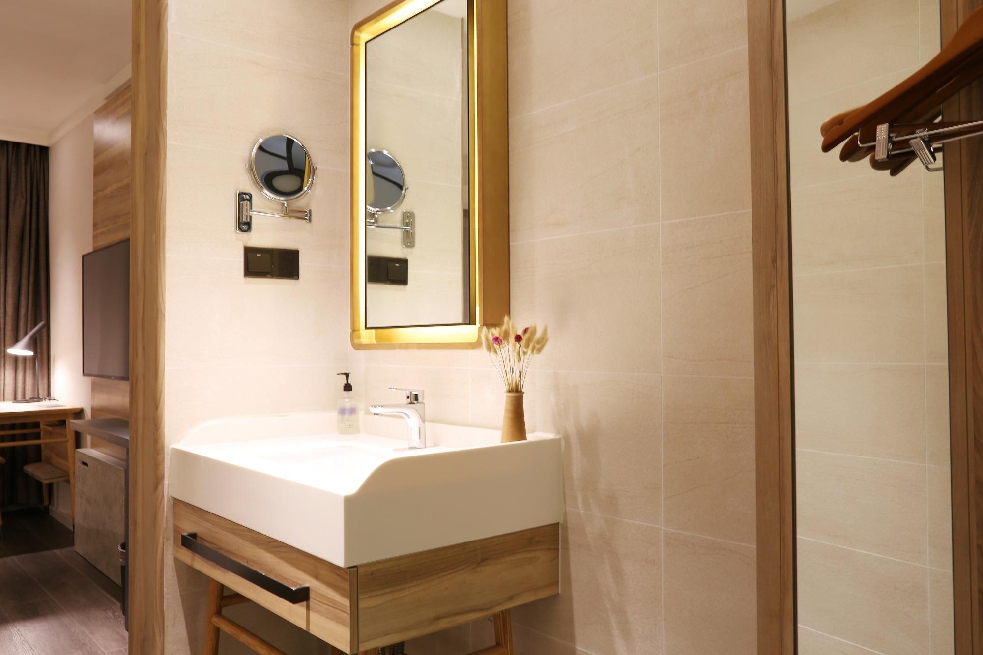 Hanting Premium Hotel Ningbo Tianyi Square Superior 1 Queen