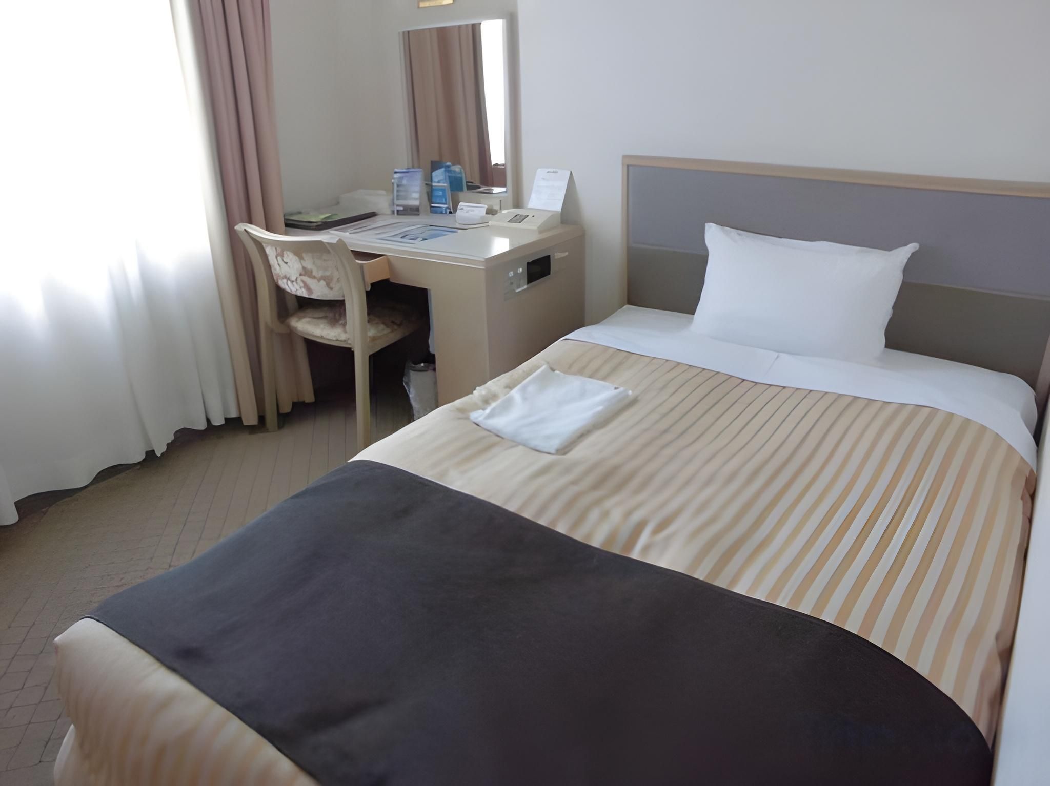 Single Room - Non-Smoking