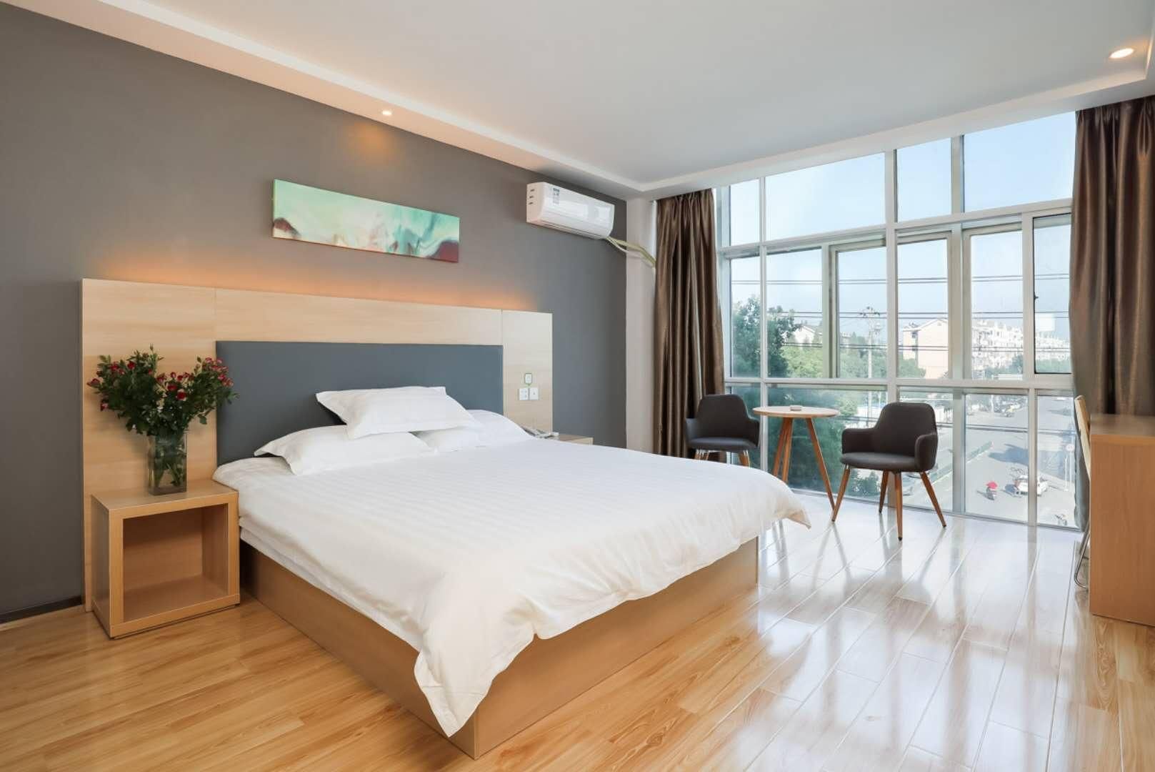 Huazhu - Superior BedRoom