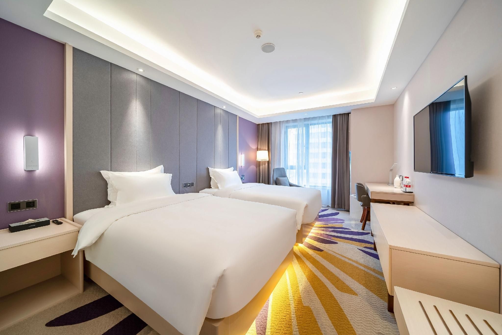 WH - Deluxe Bed Room