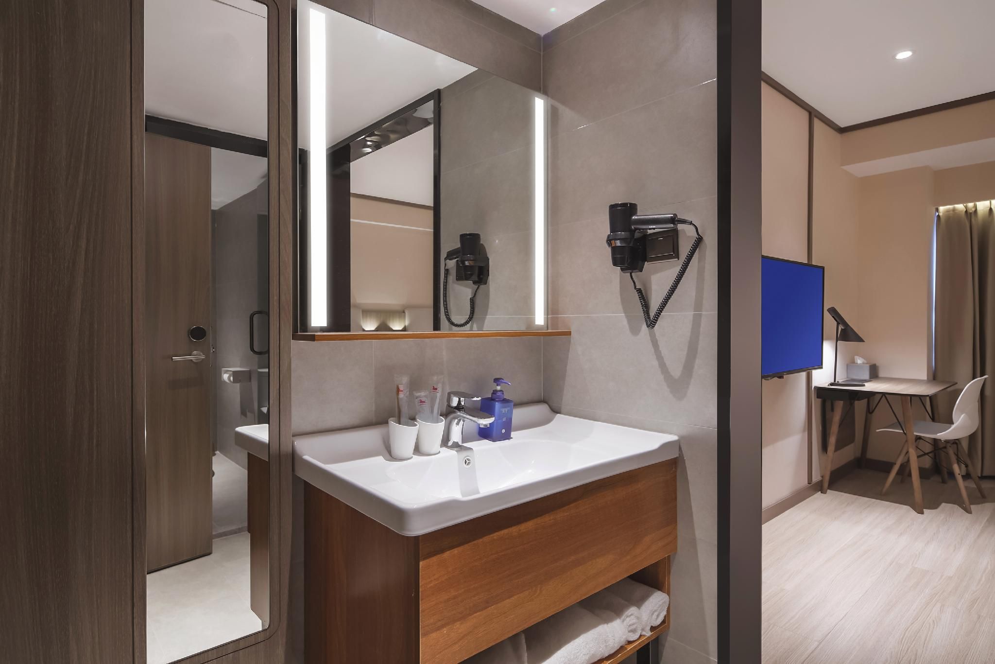 Marsden Twin Room