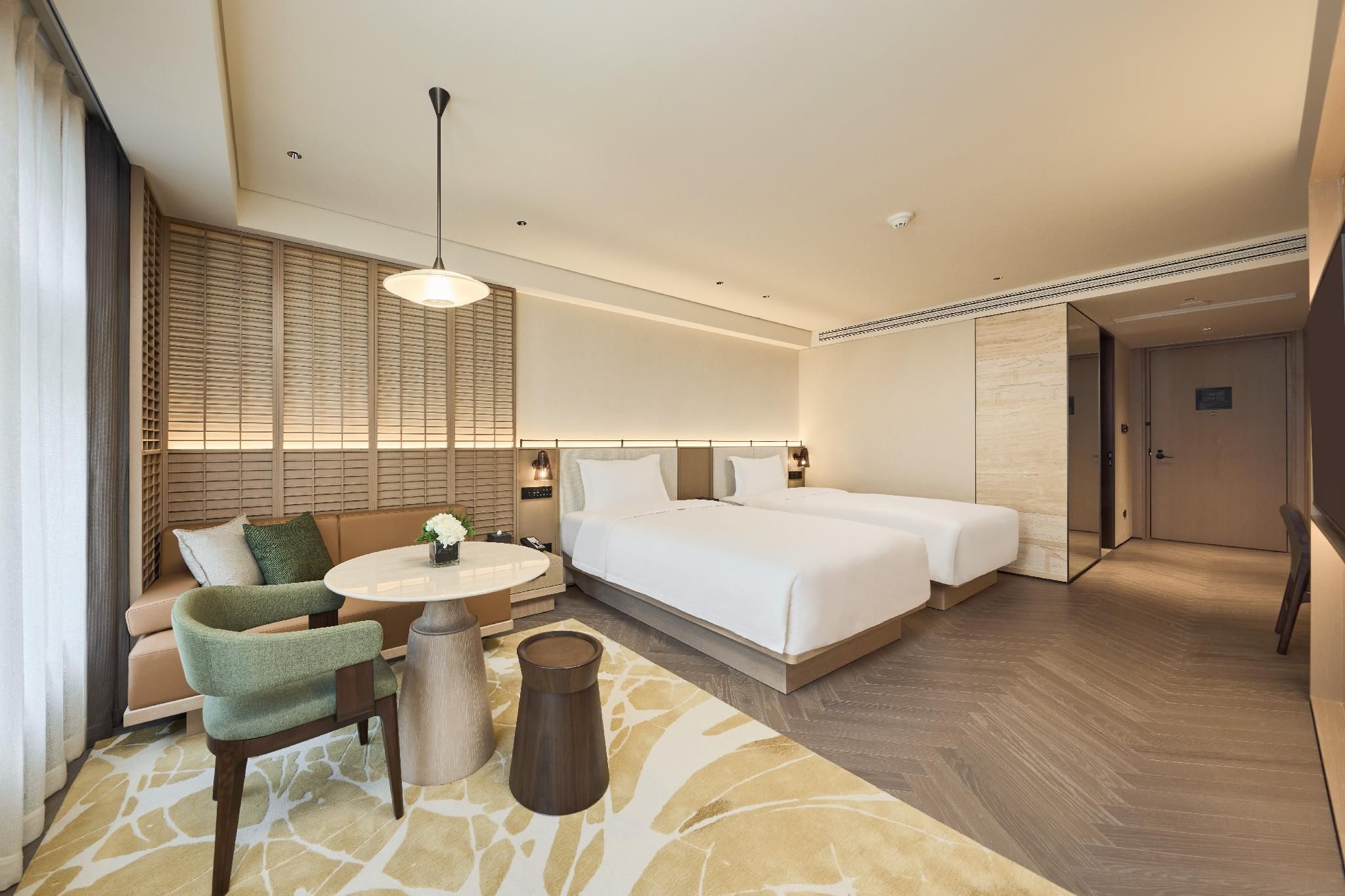SUPERIOR ROOM, 2 Single Size Beds, City View
