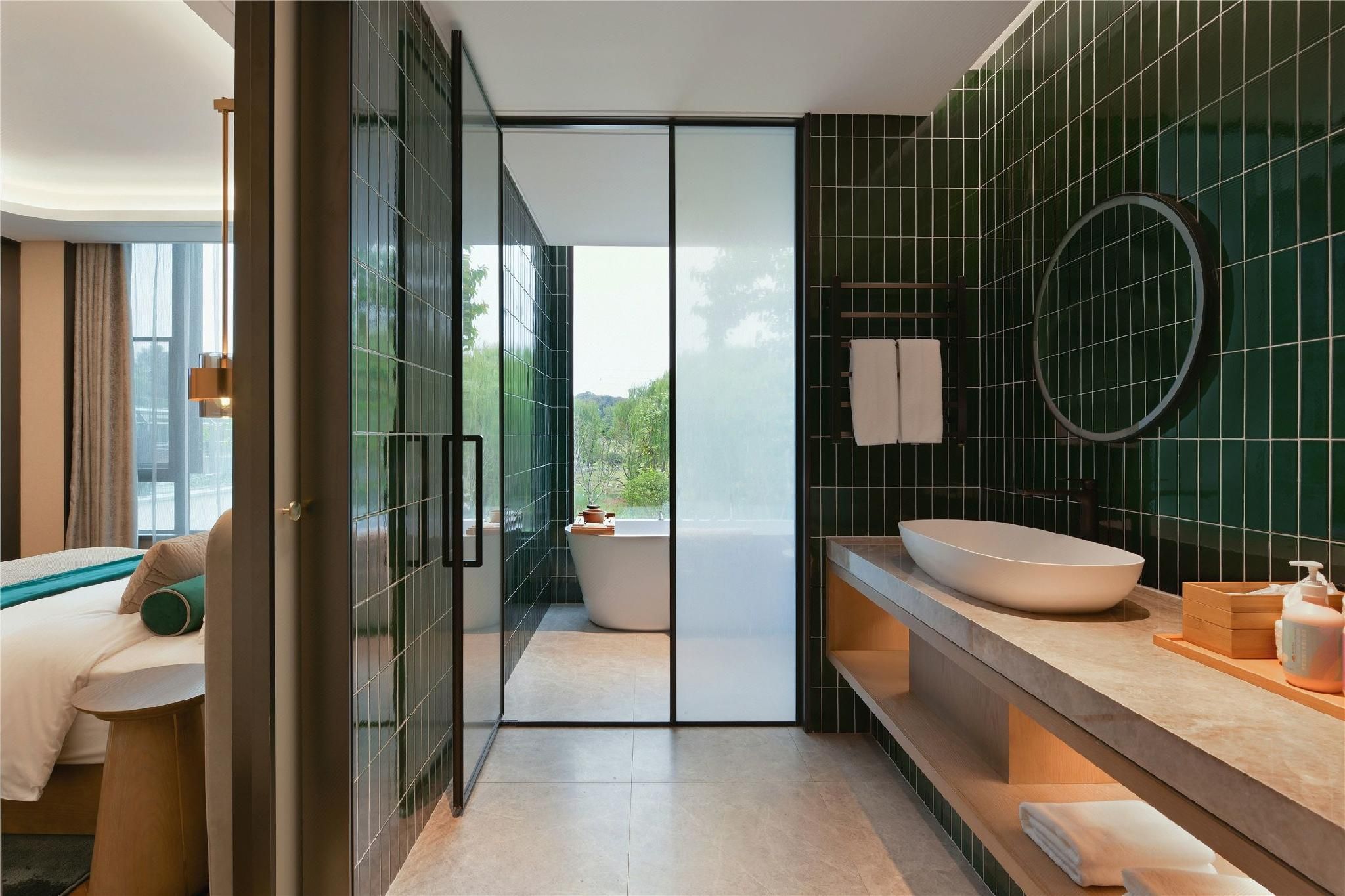 Tingyu Suite