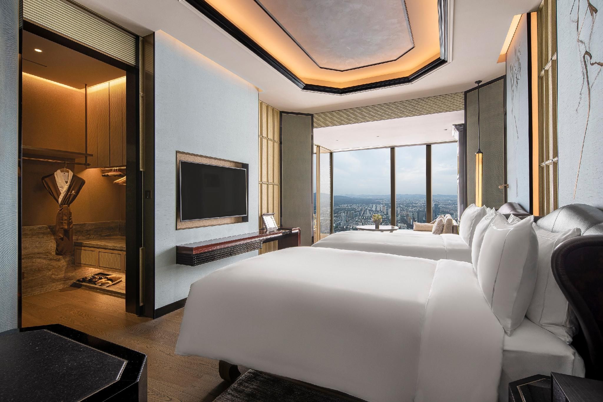 Club lounge access, Guest room, 2 Twin, Zijin Mountain view, Mountain view