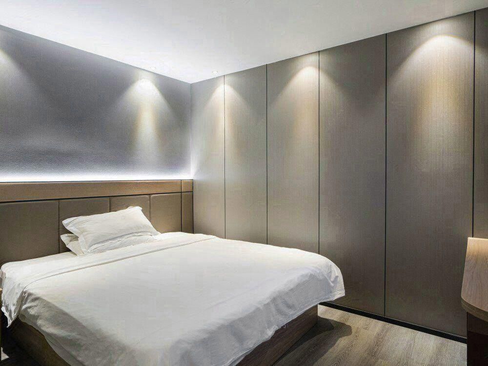Select Bed Room