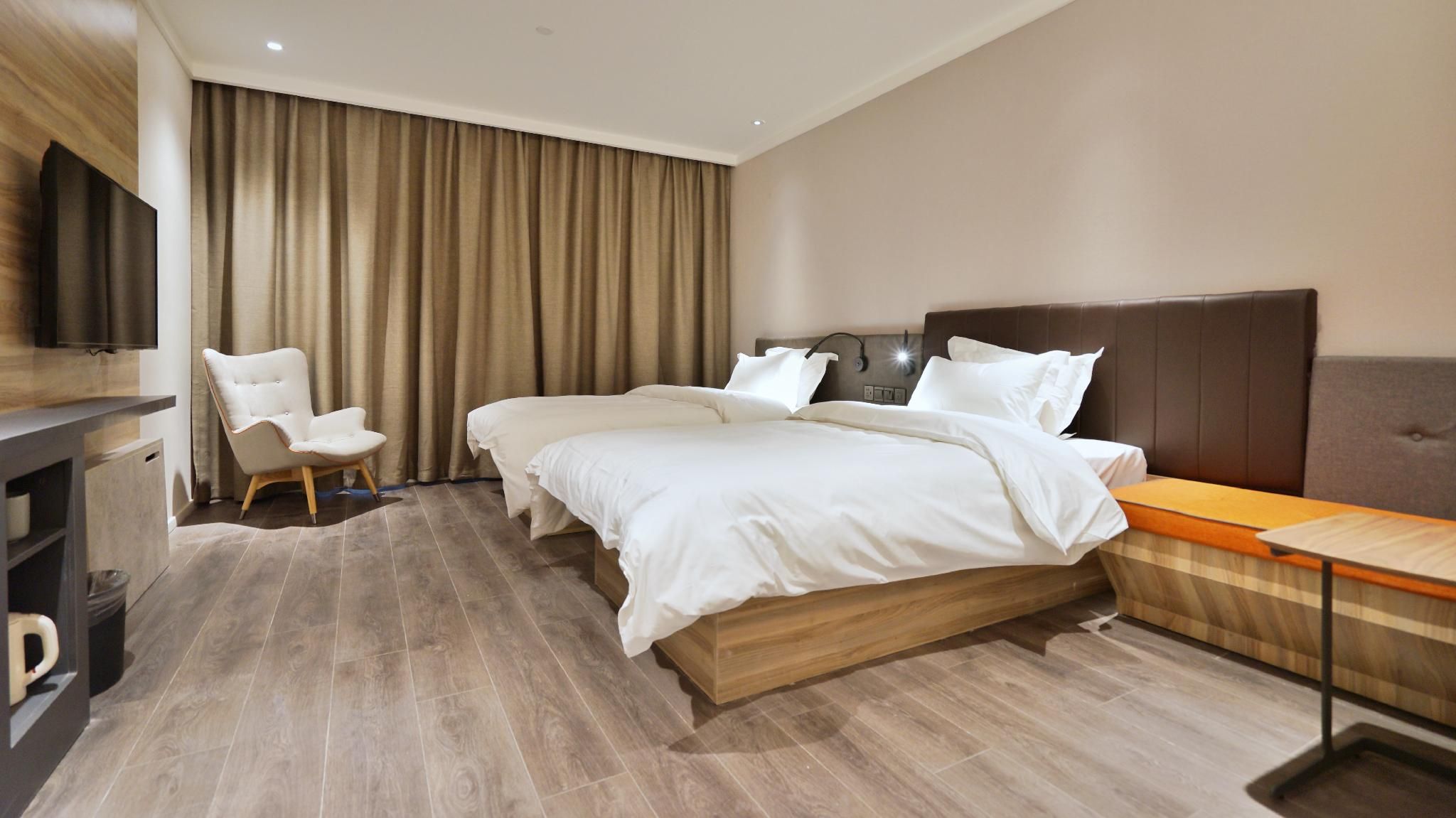 Twin Superior Room