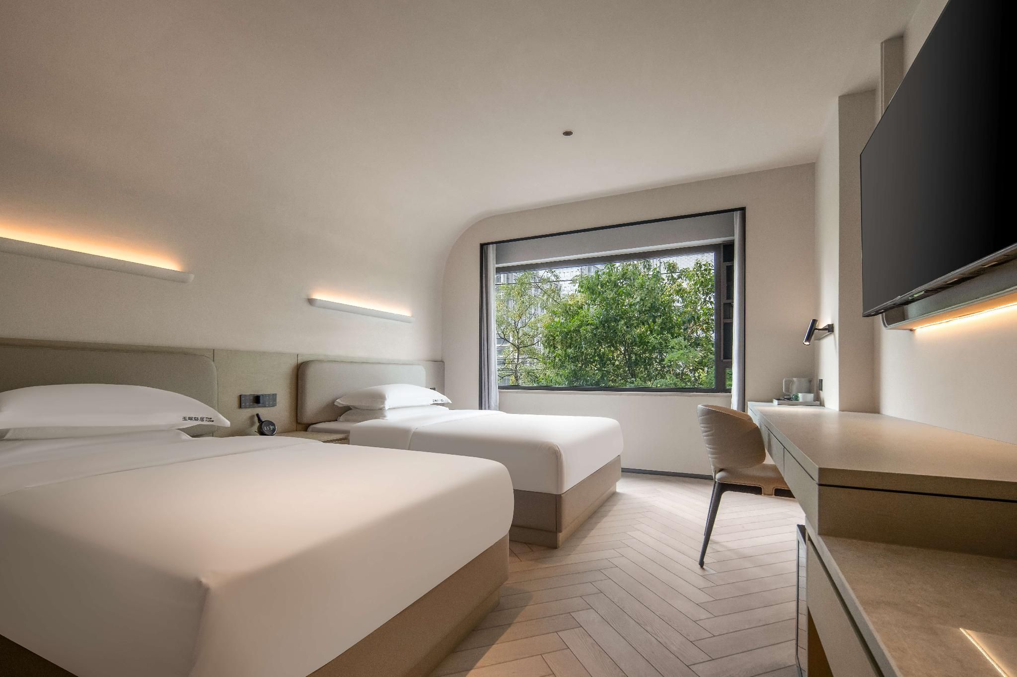 City View Family Connecting Room King and Twin Bed