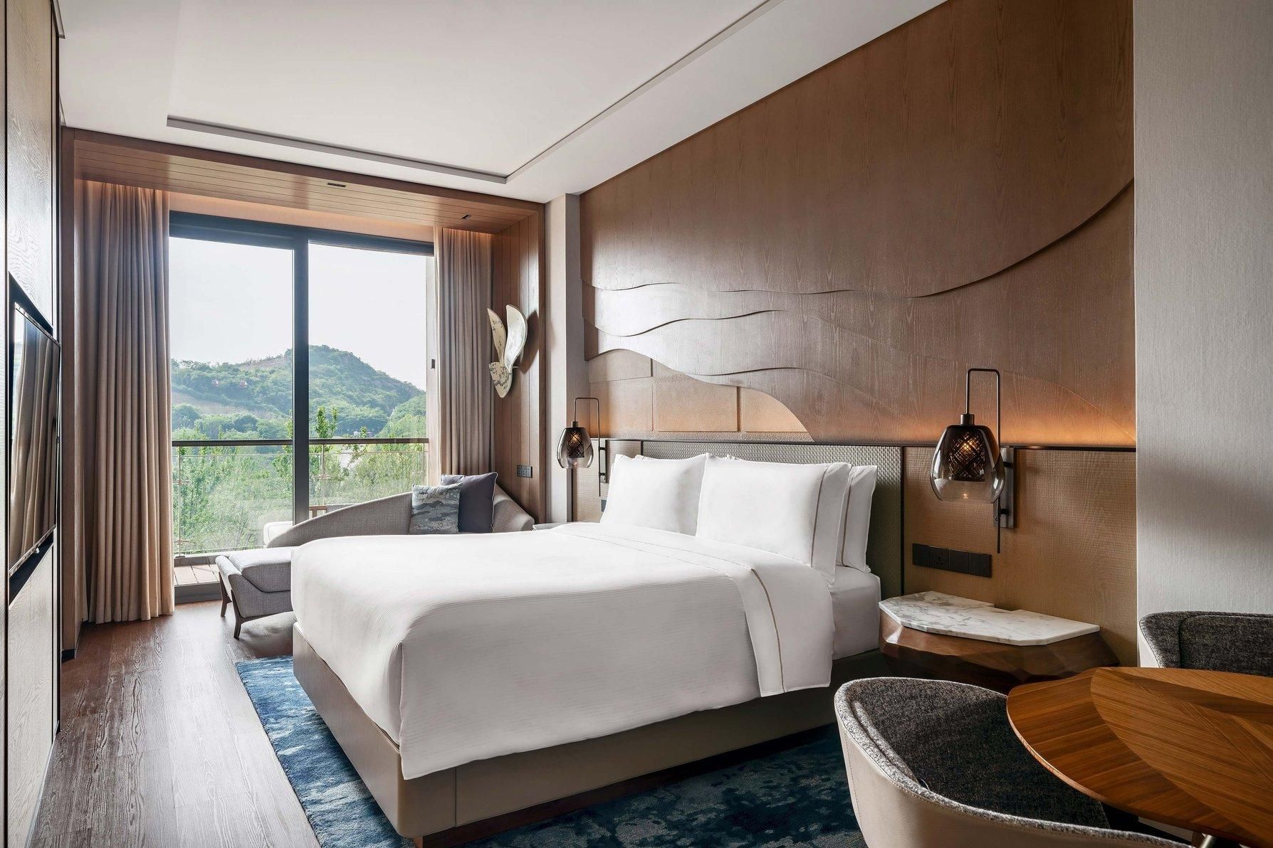 Guest room, 1 King, Garden view, Hot Spring