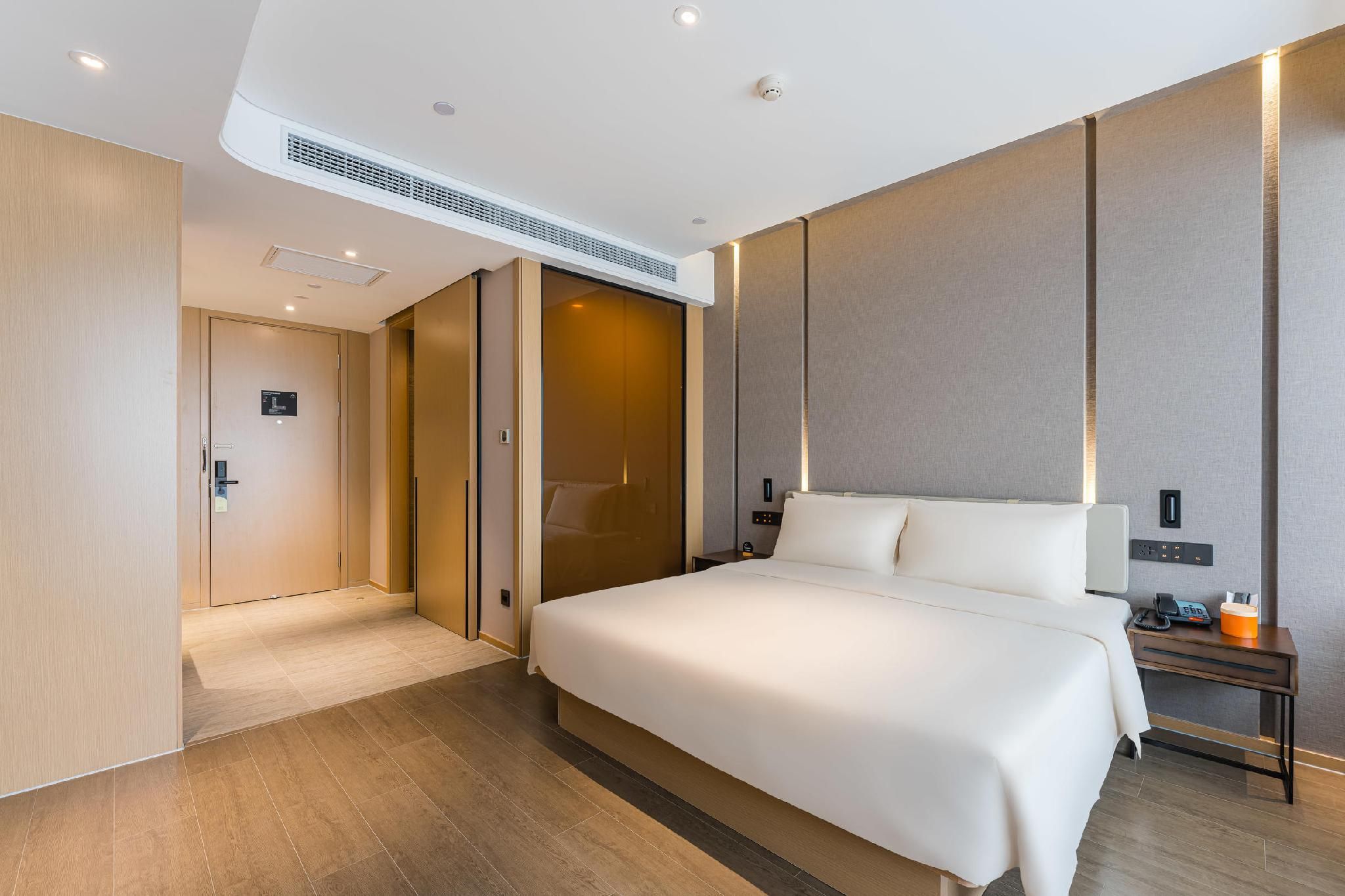 Executive room, Guest room, 1 Queen