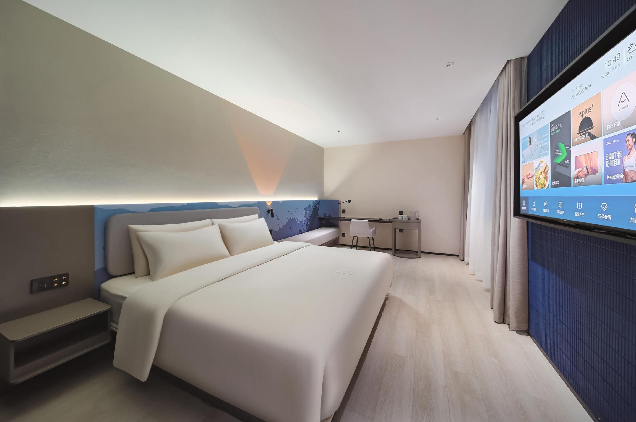 Comfort Queen Room