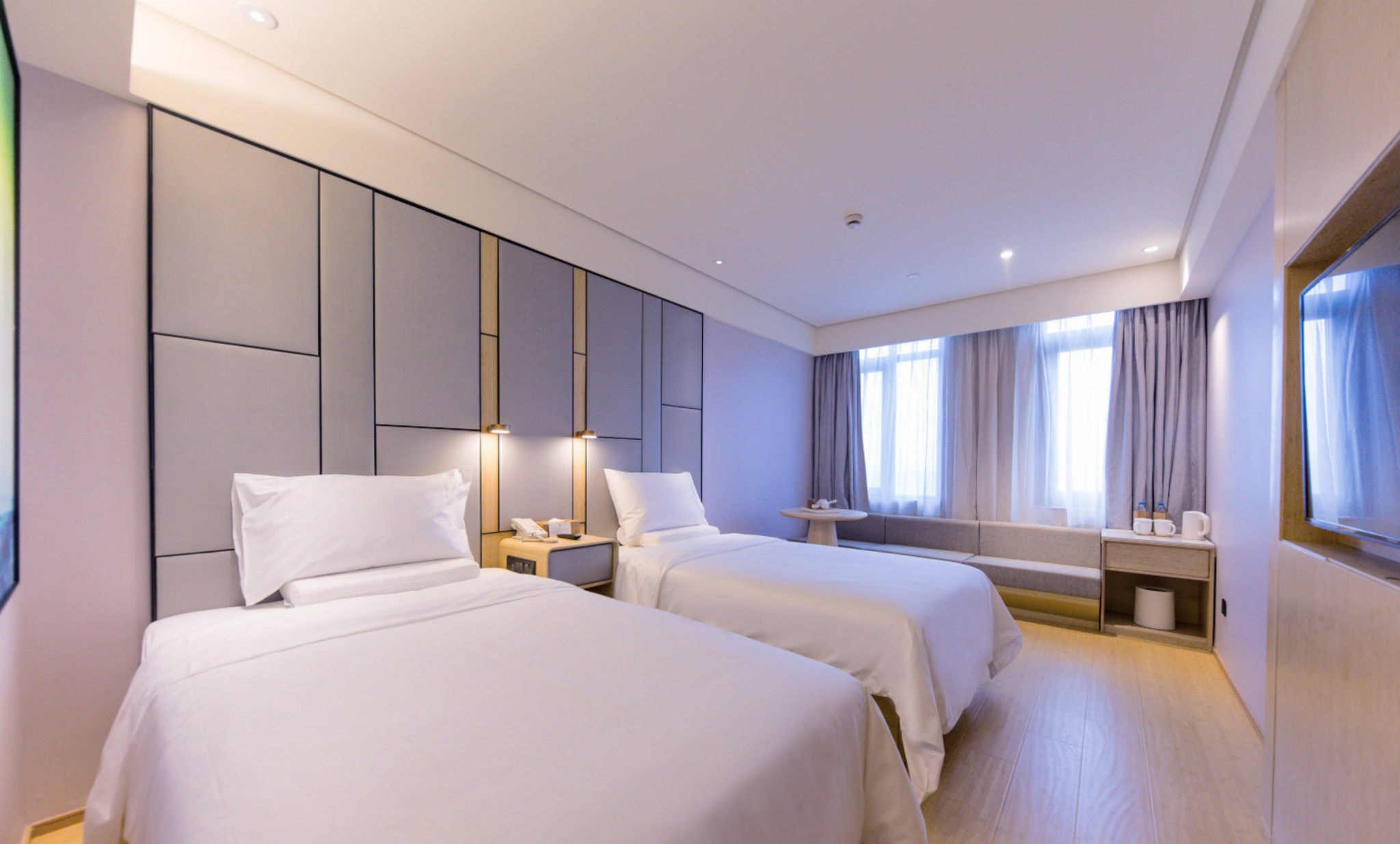Twin Business Room