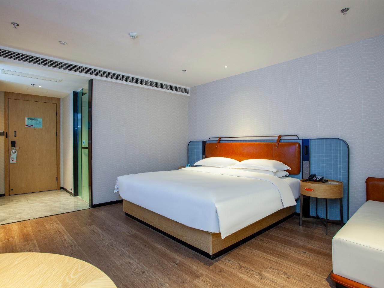 Dossen - Standard Bed Room