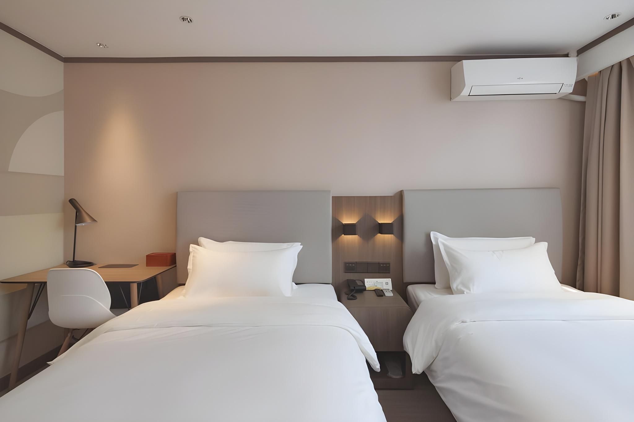 Marsden Twin Room