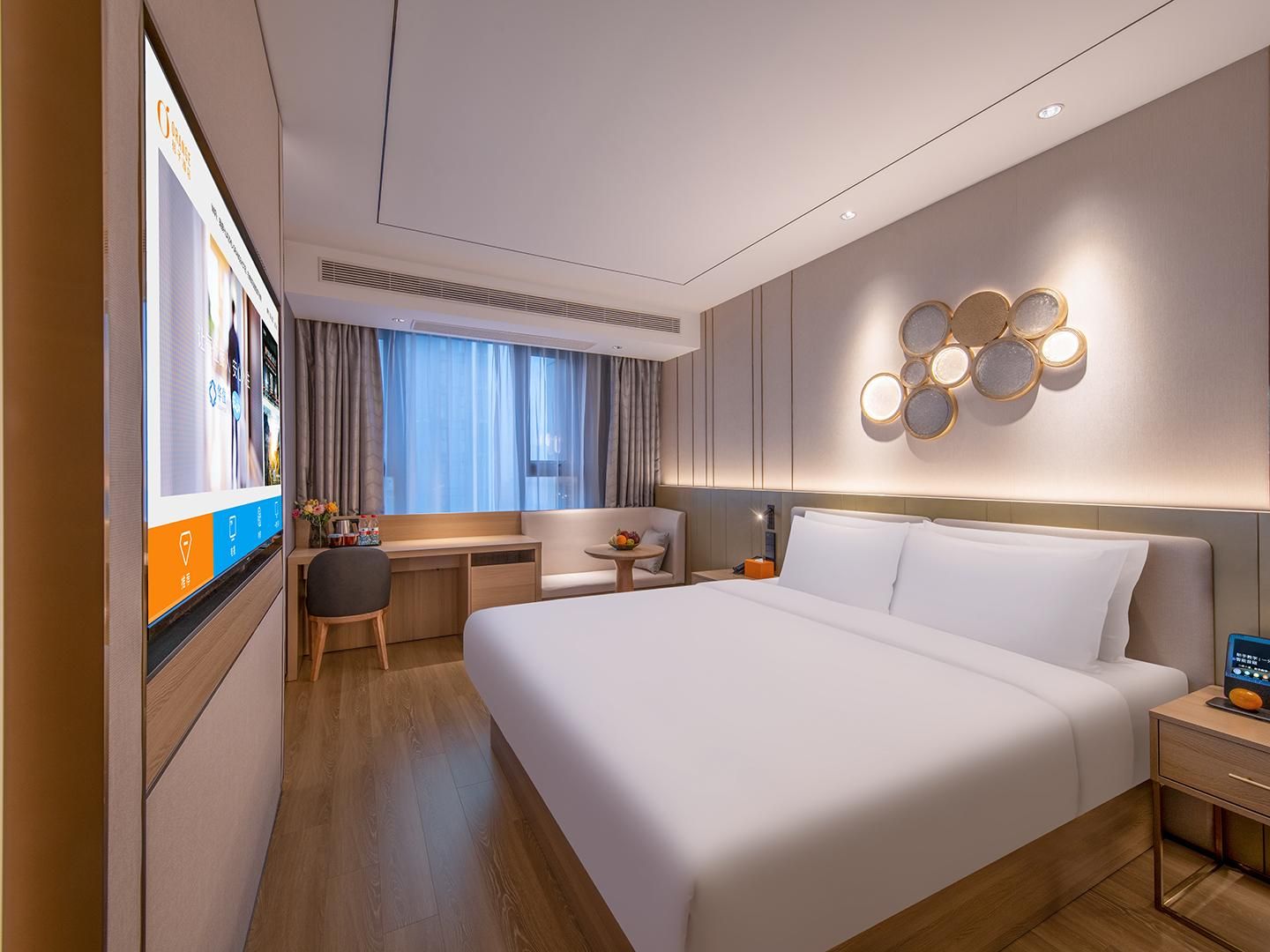 Huazhu - Yueruo Liujin Bed Room