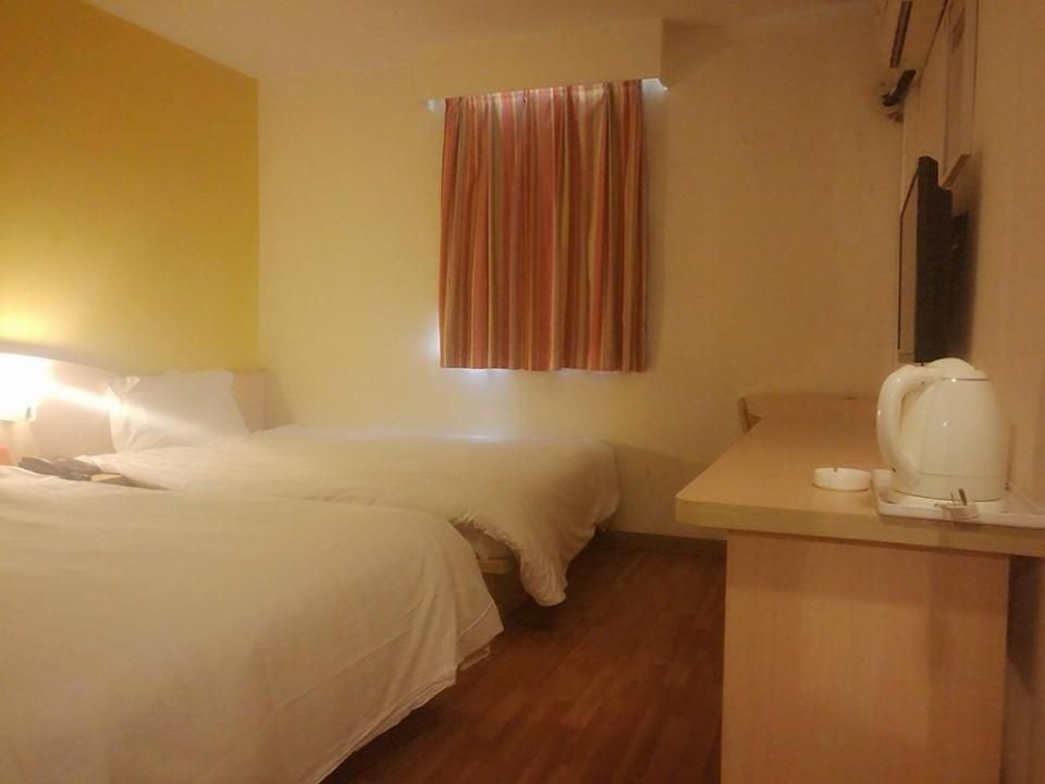 Business Twin Room