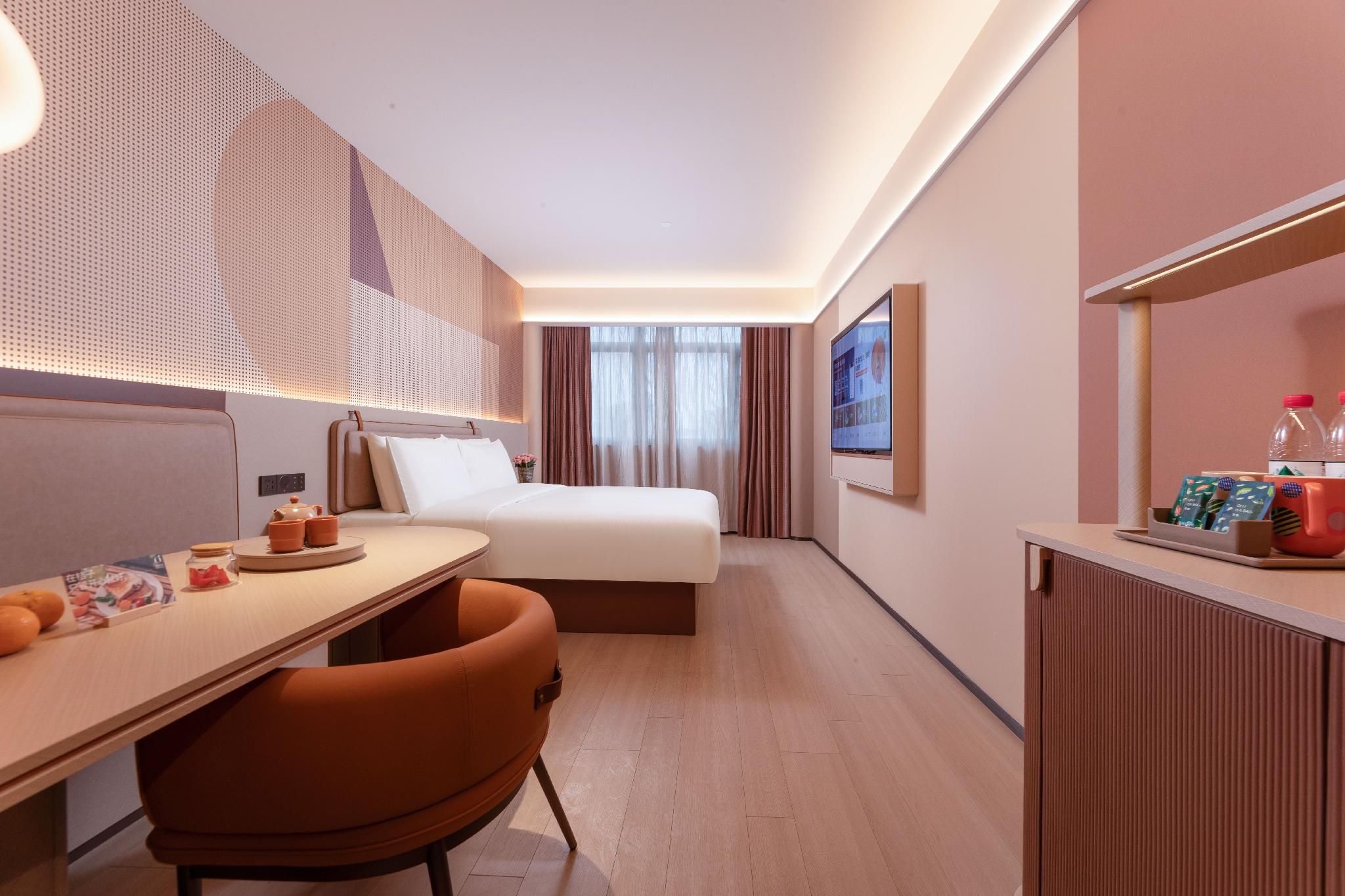 Huazhu - Superior BedRoom