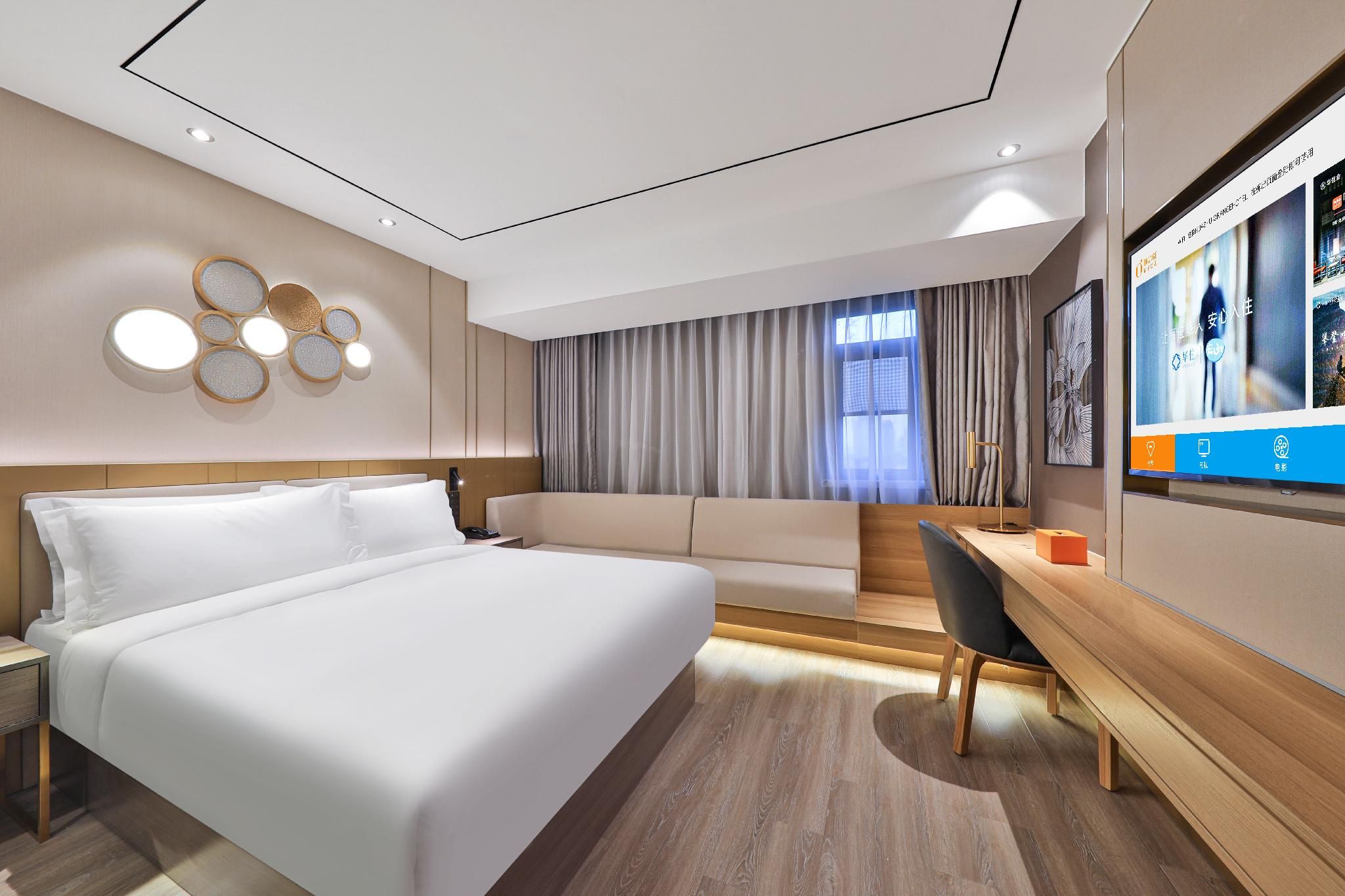 Huazhu - Yueruo Liujin Bed Room