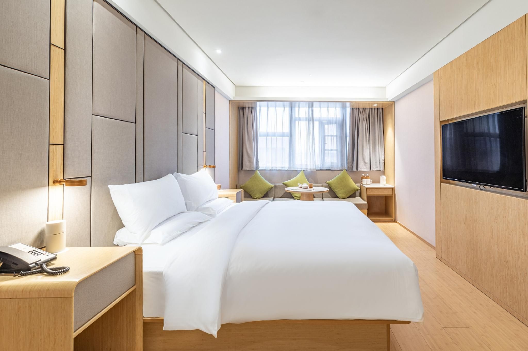 Business Queen Bed Room