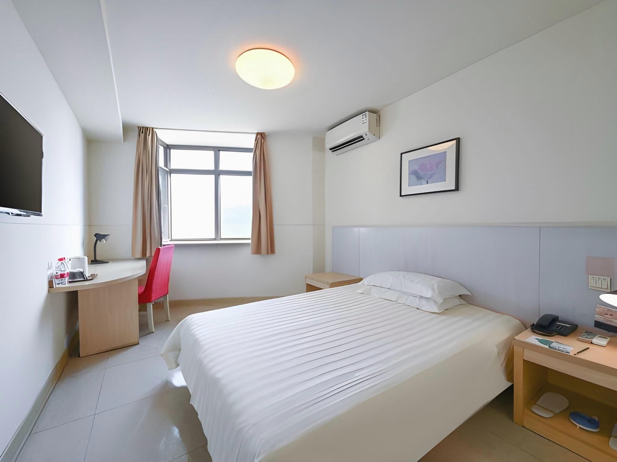 WH - Business Room B