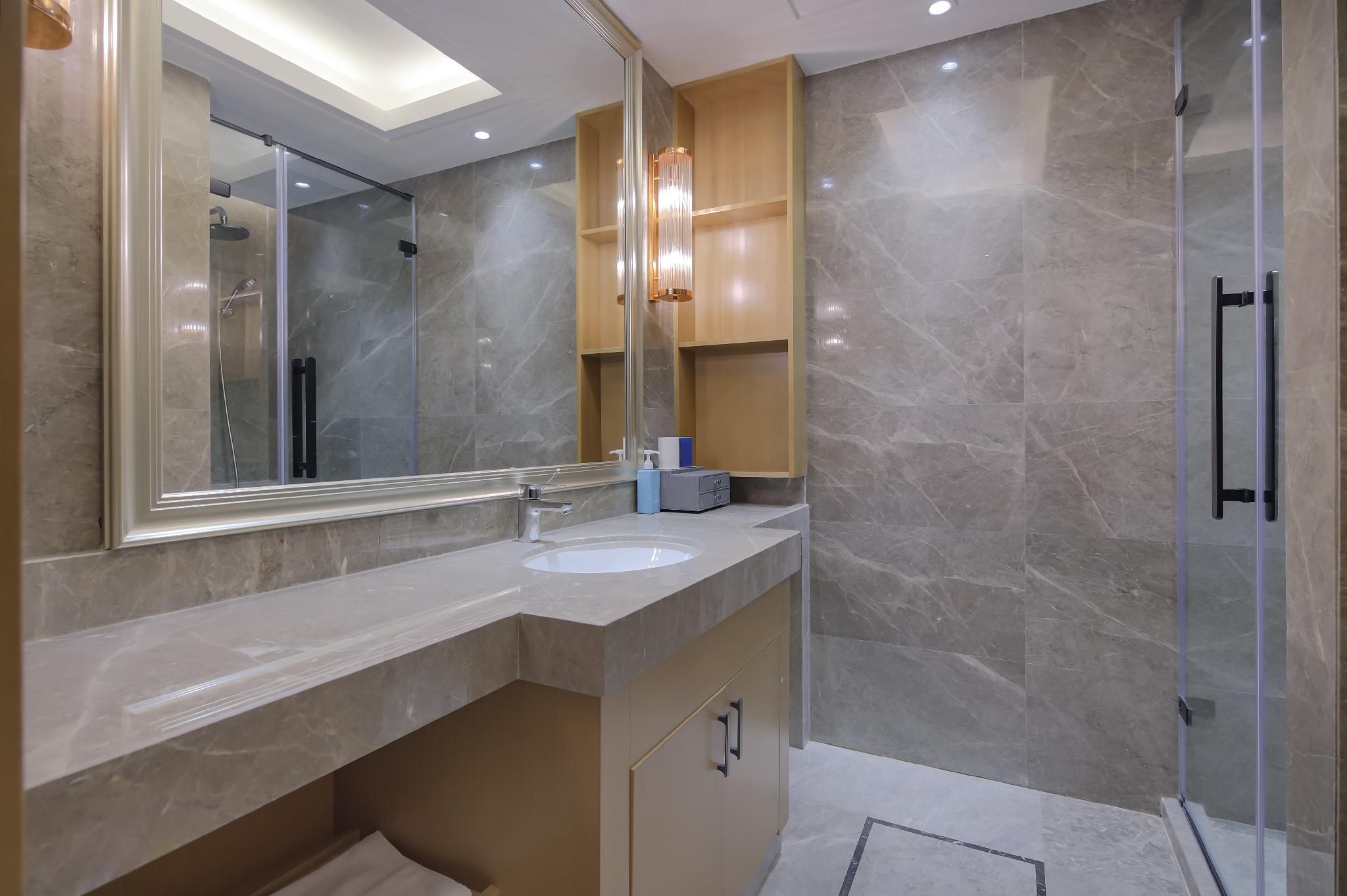 Business Queen Bed Room