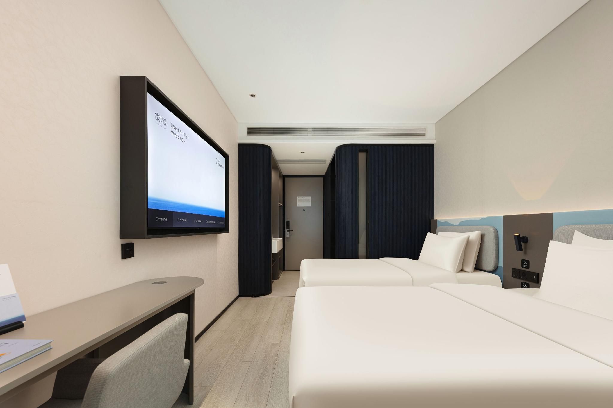 Standard Twin Bed Room
